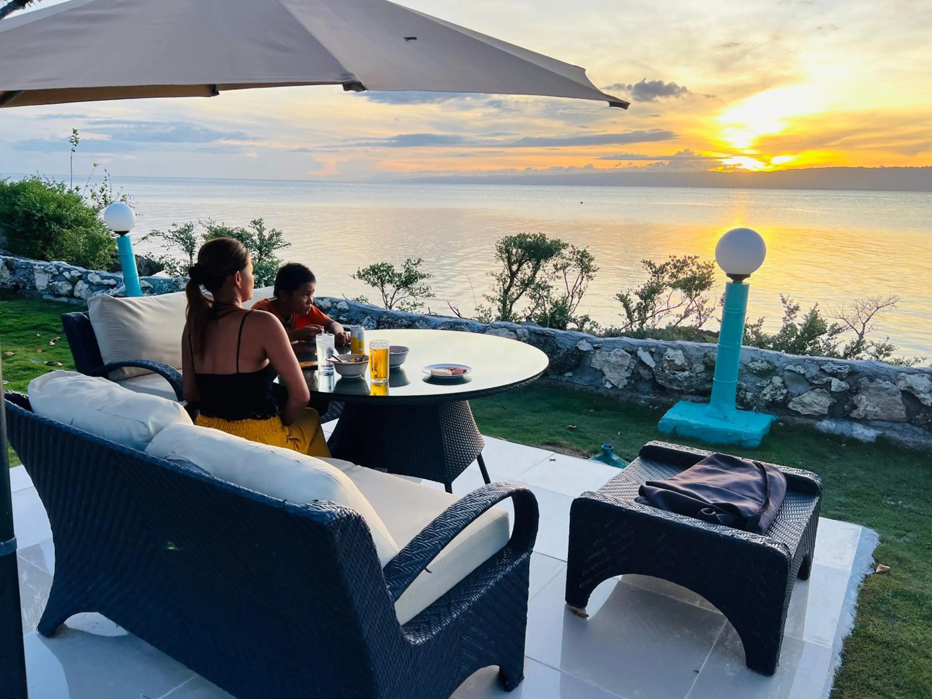 Cabilao Sunset Dive & Beach Resort