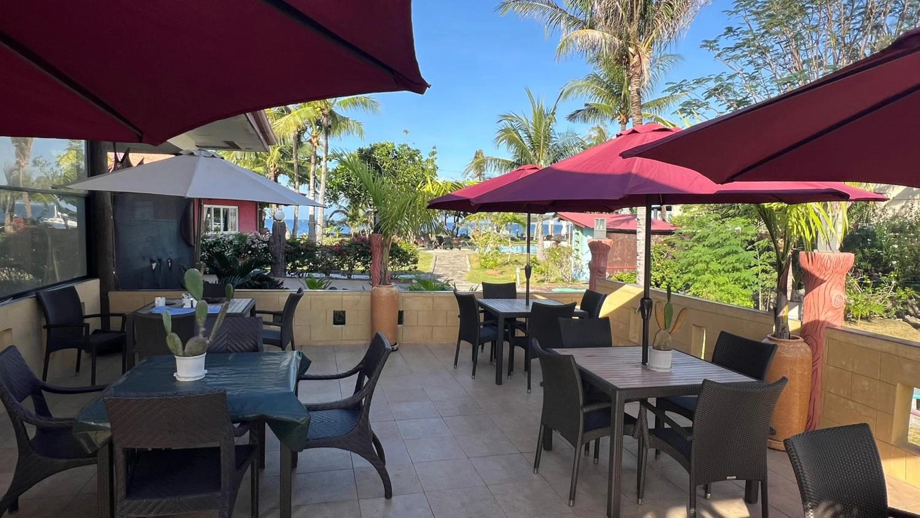 Cabilao Sunset Dive & Beach Resort