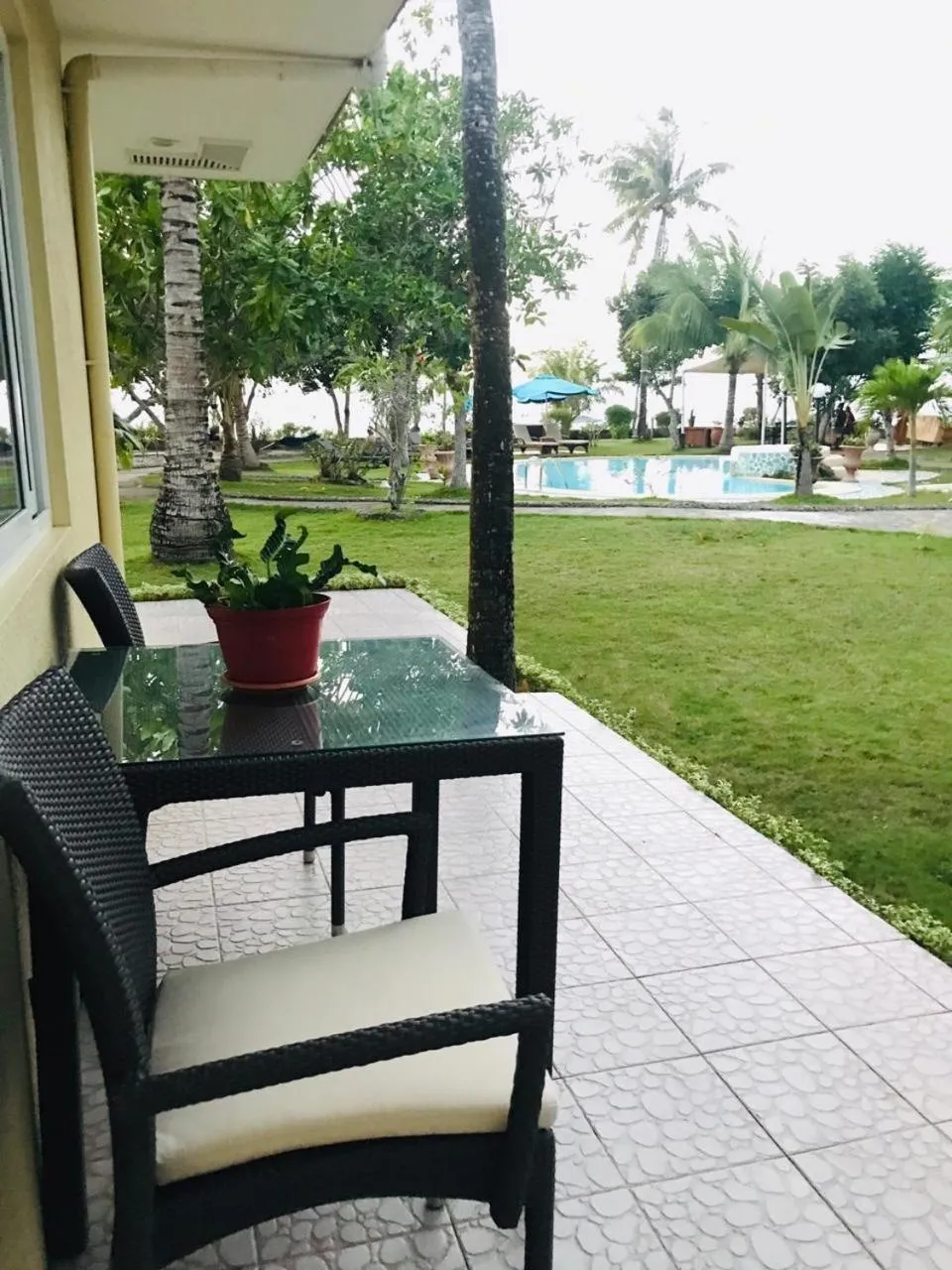 Cabilao Sunset Dive & Beach Resort