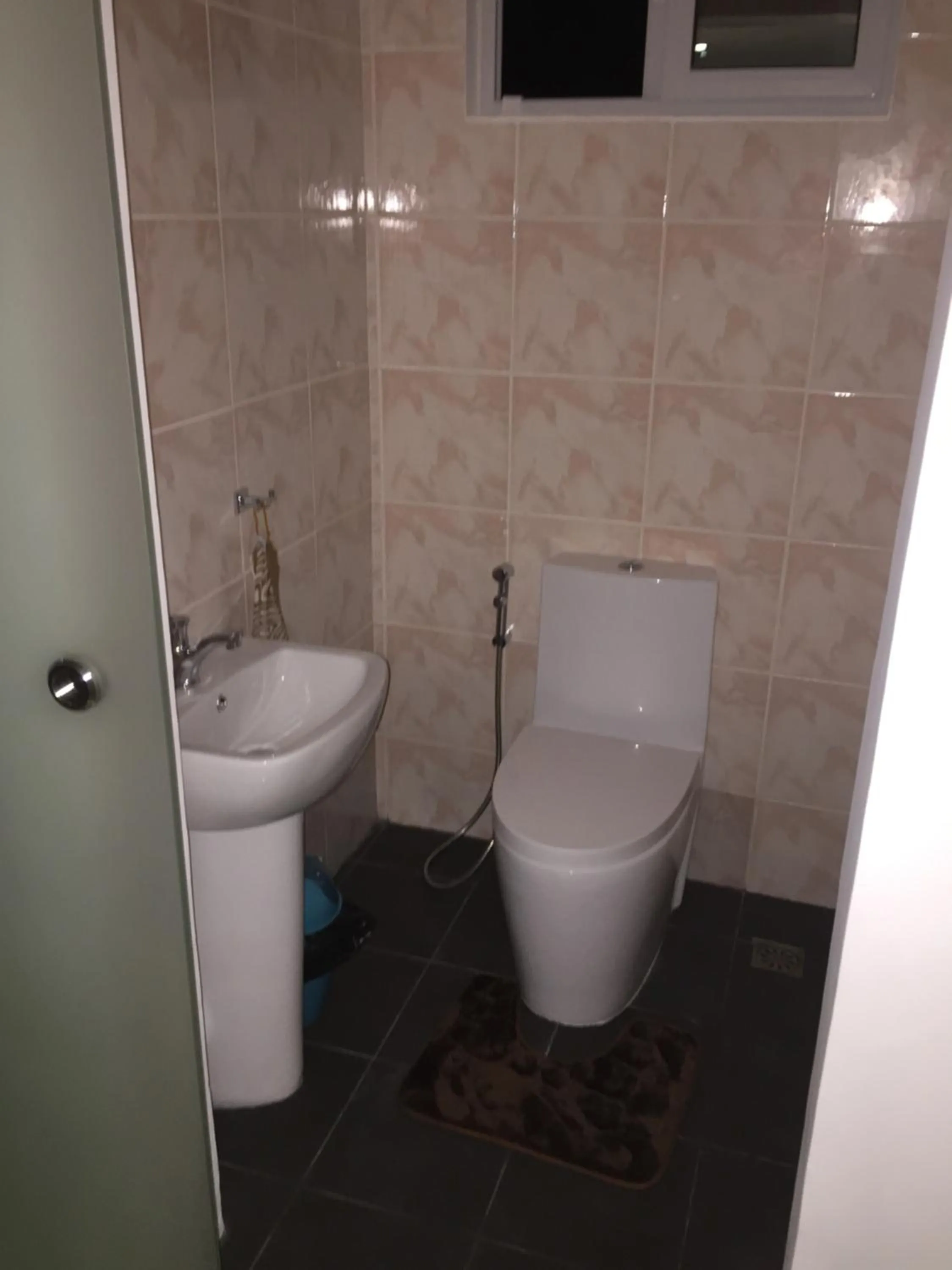 Cabilao Sunset Dive & Beach Resort