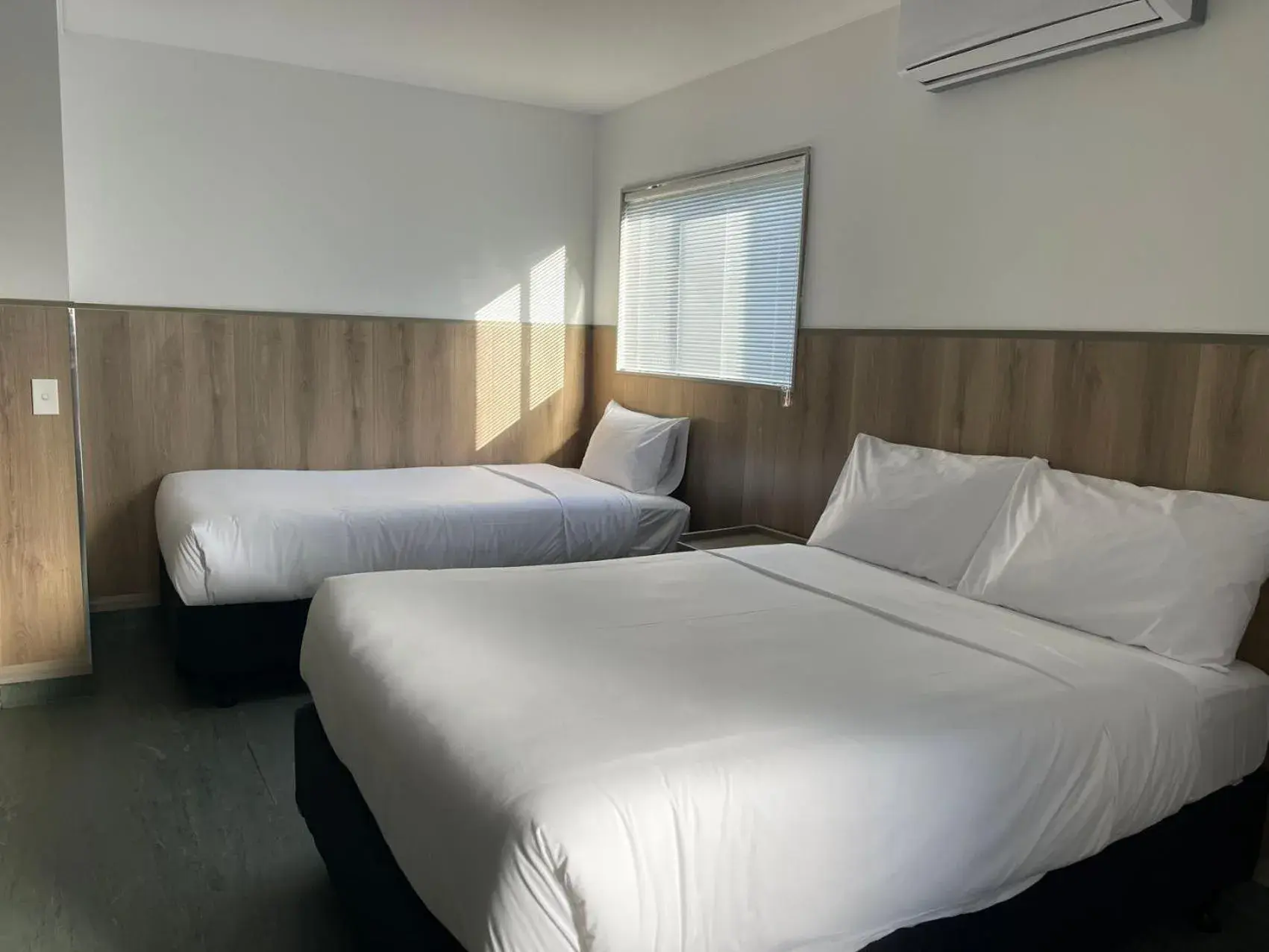 Twin Room with Bathroom in Conway Motel Manukau Twin Room with Bathroom in Conway Motel Manukau
