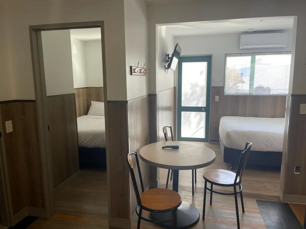 Bed in Conway Motel Manukau