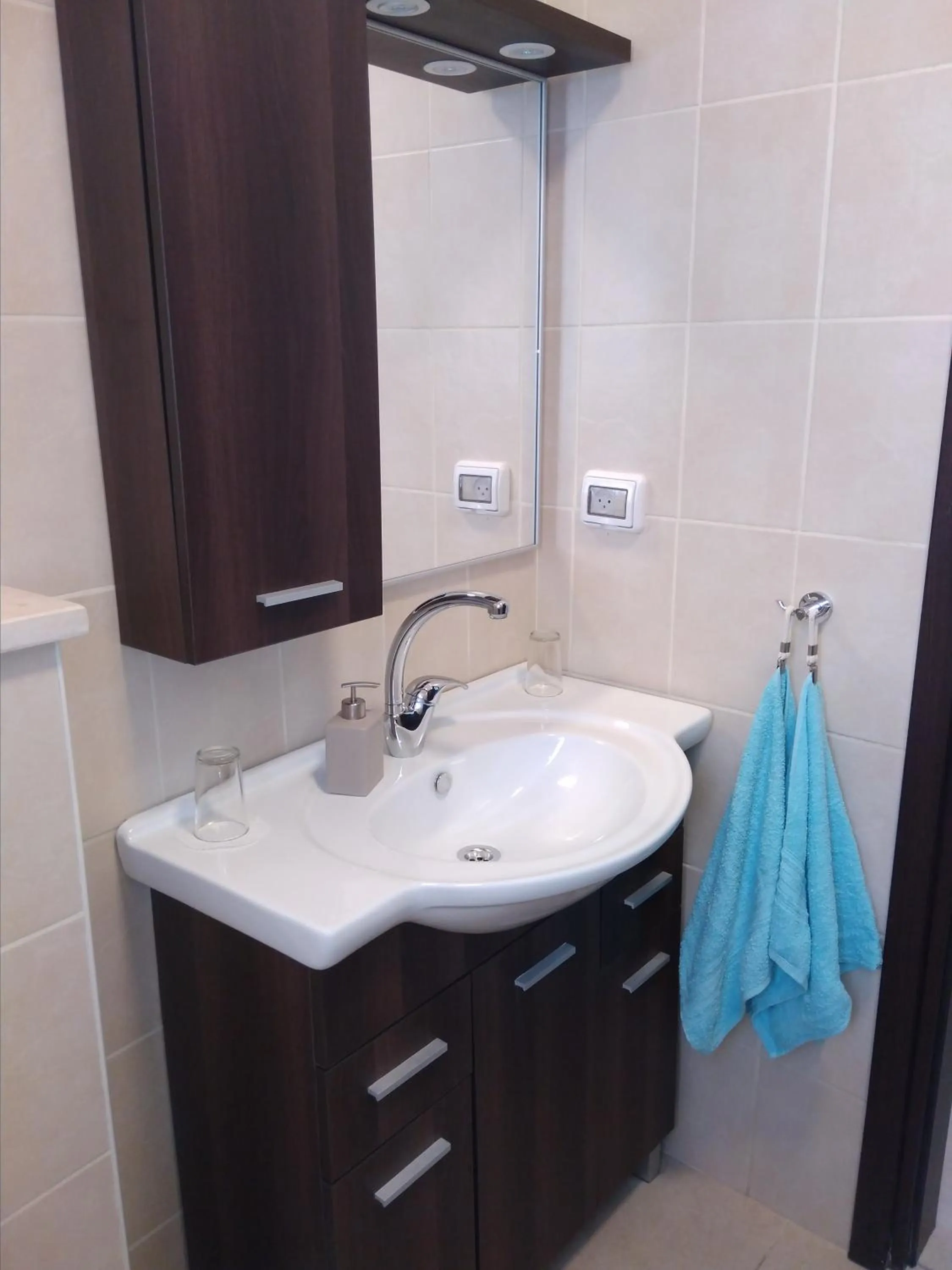 Bathroom in Shoshanat Hamidbar