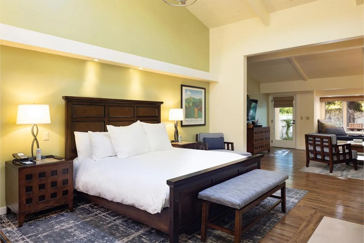 Bed in The Quail Lodge