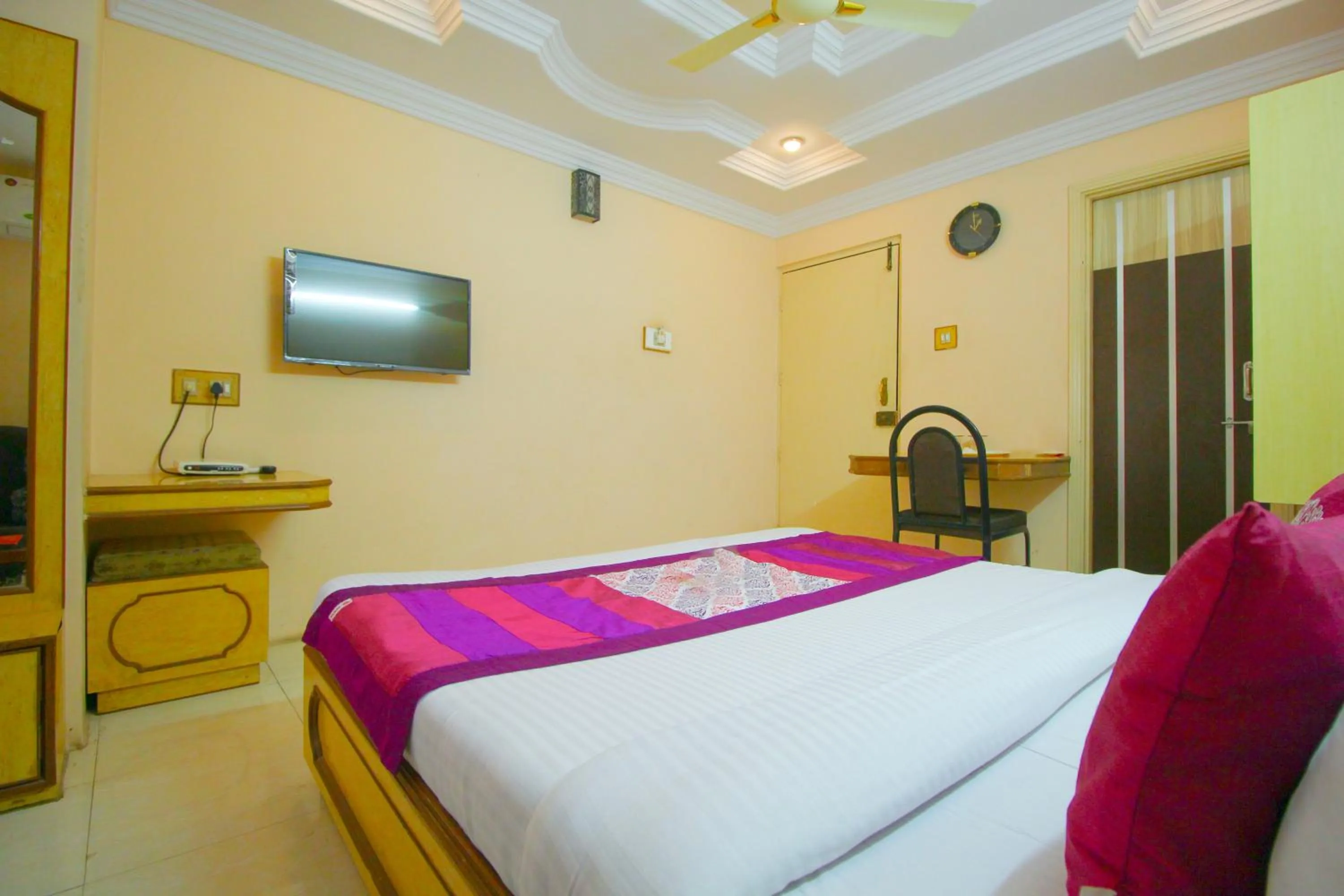 Bed in Hotel Upasana