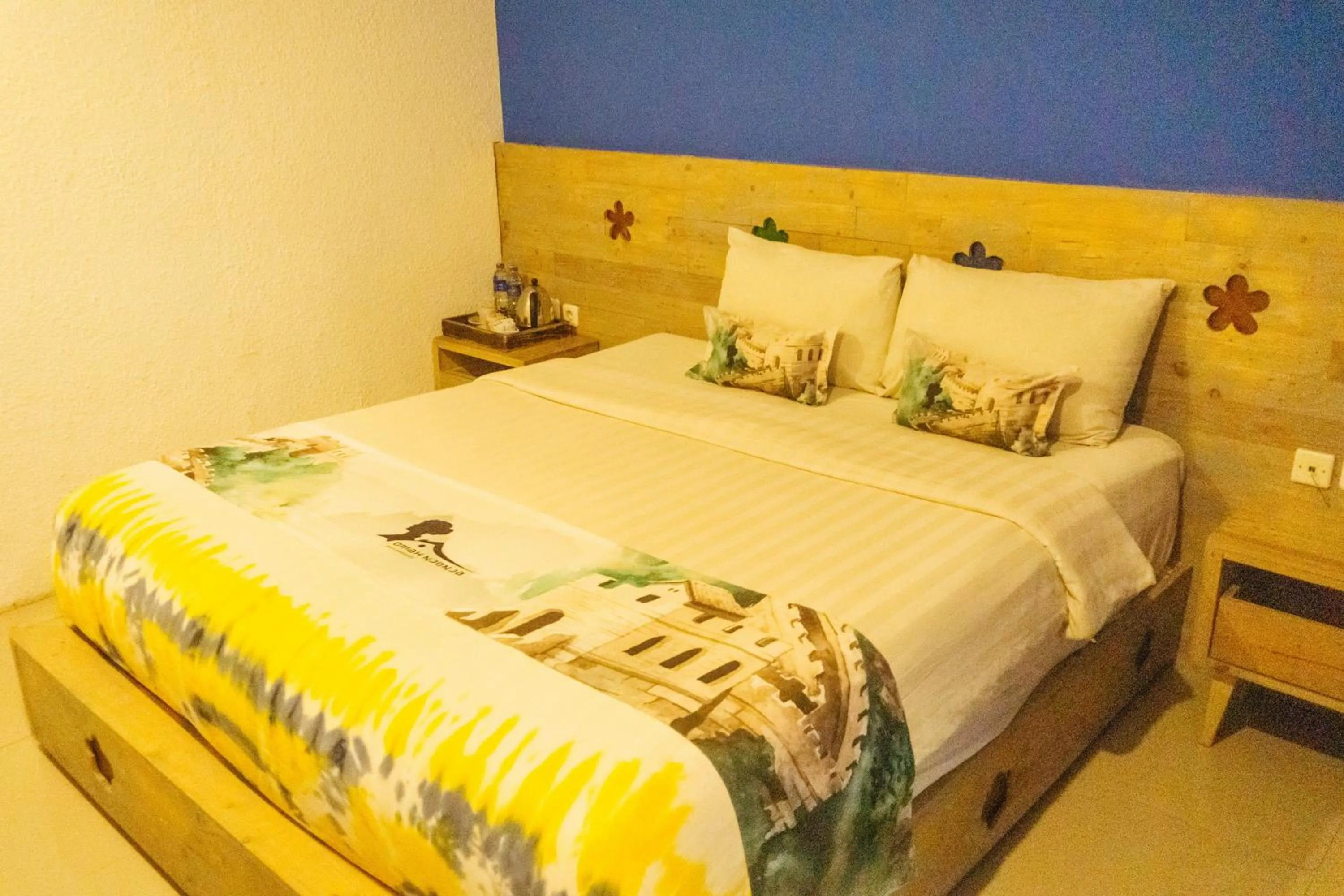 Bedroom, Bed in Omah Njonja Bed & Brasserie