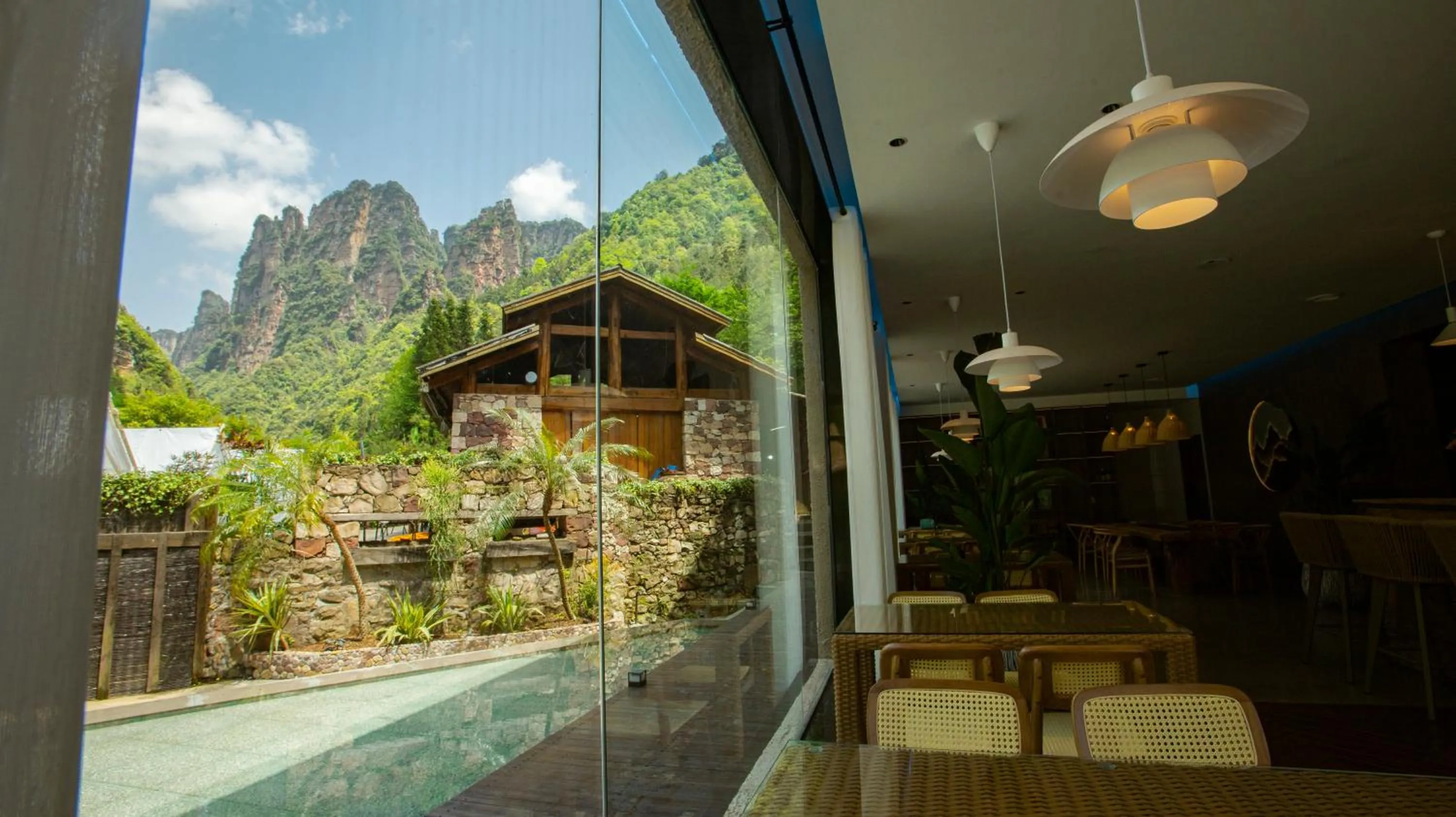 Day in Homeward Mountain Resort