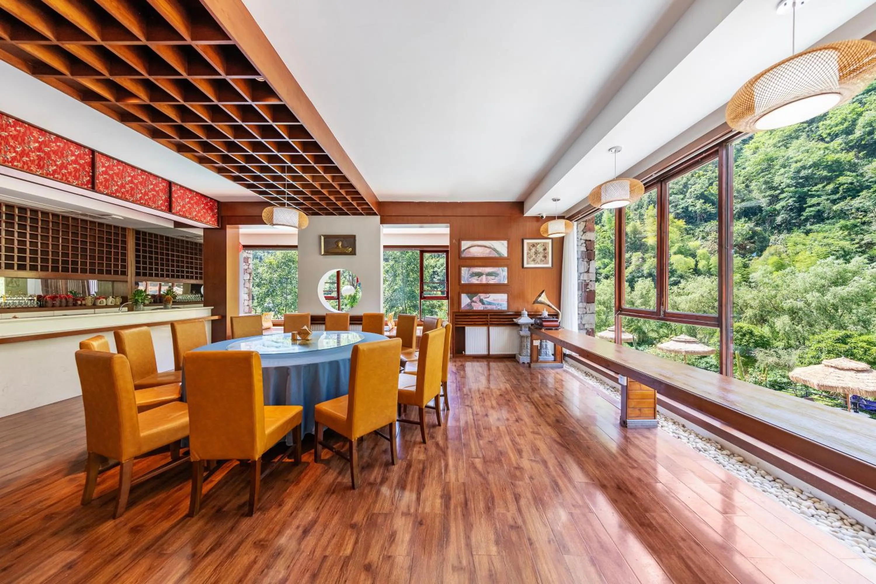 Restaurant/places to eat in Homeward Mountain Resort