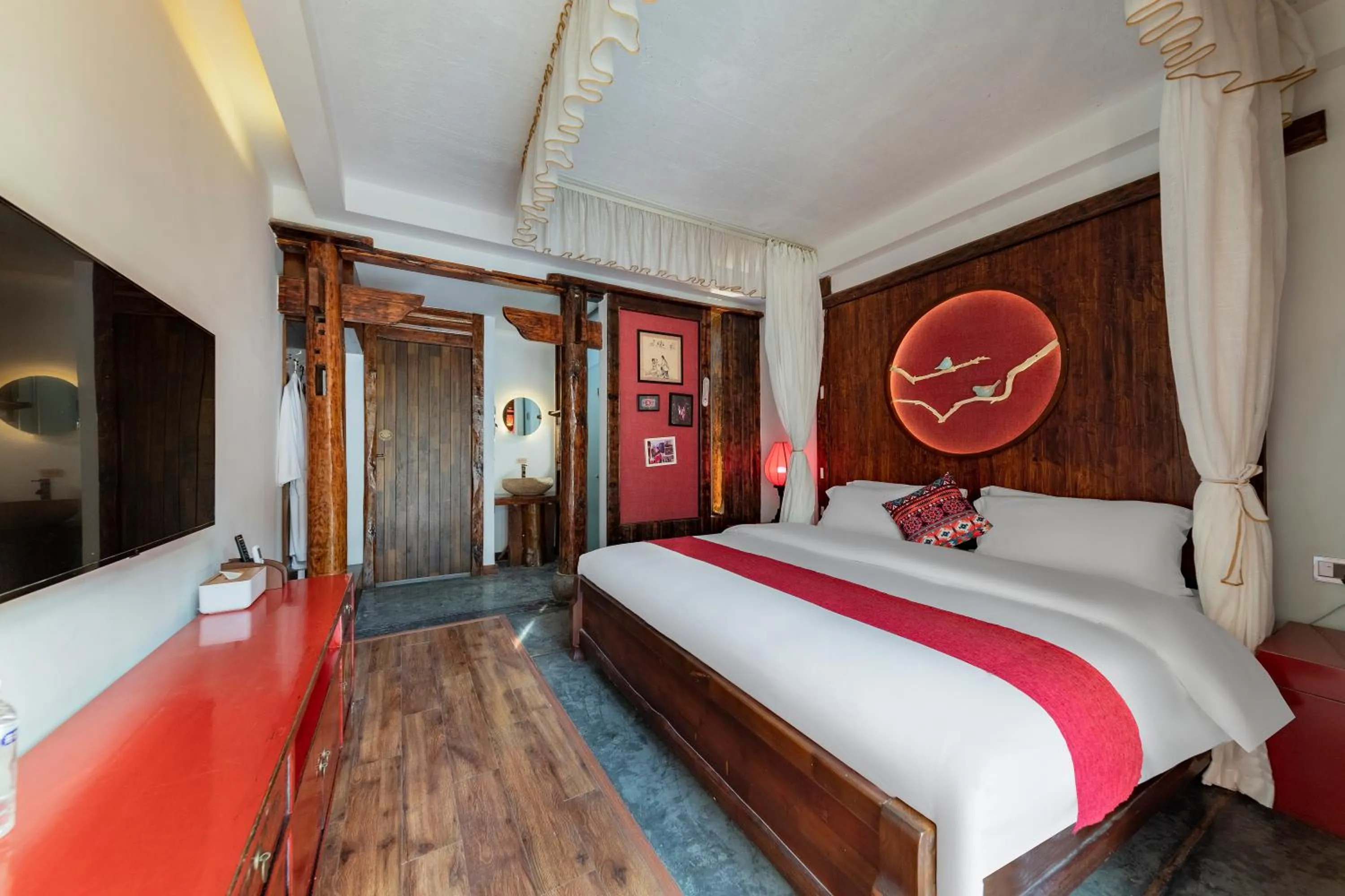 Bed in Homeward Mountain Resort