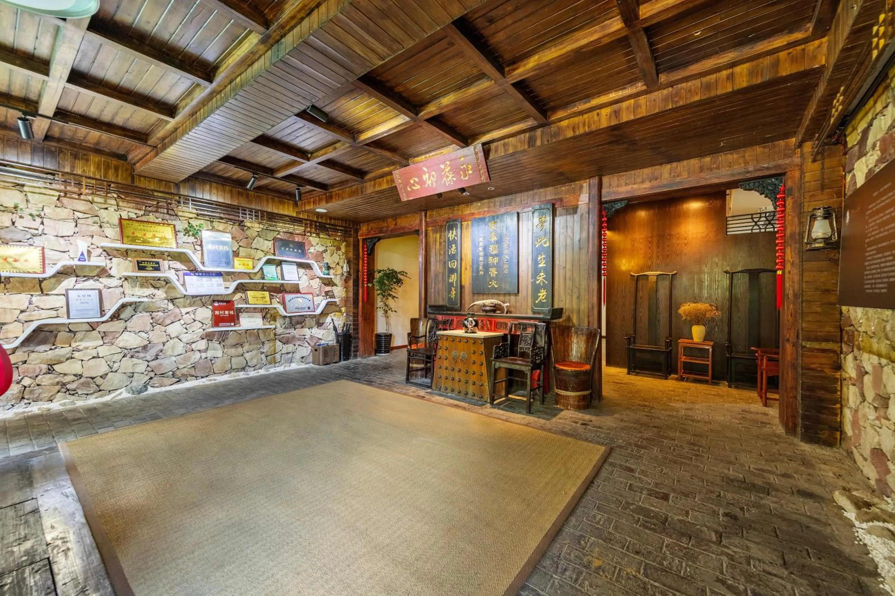 Lounge or bar in Homeward Mountain Resort