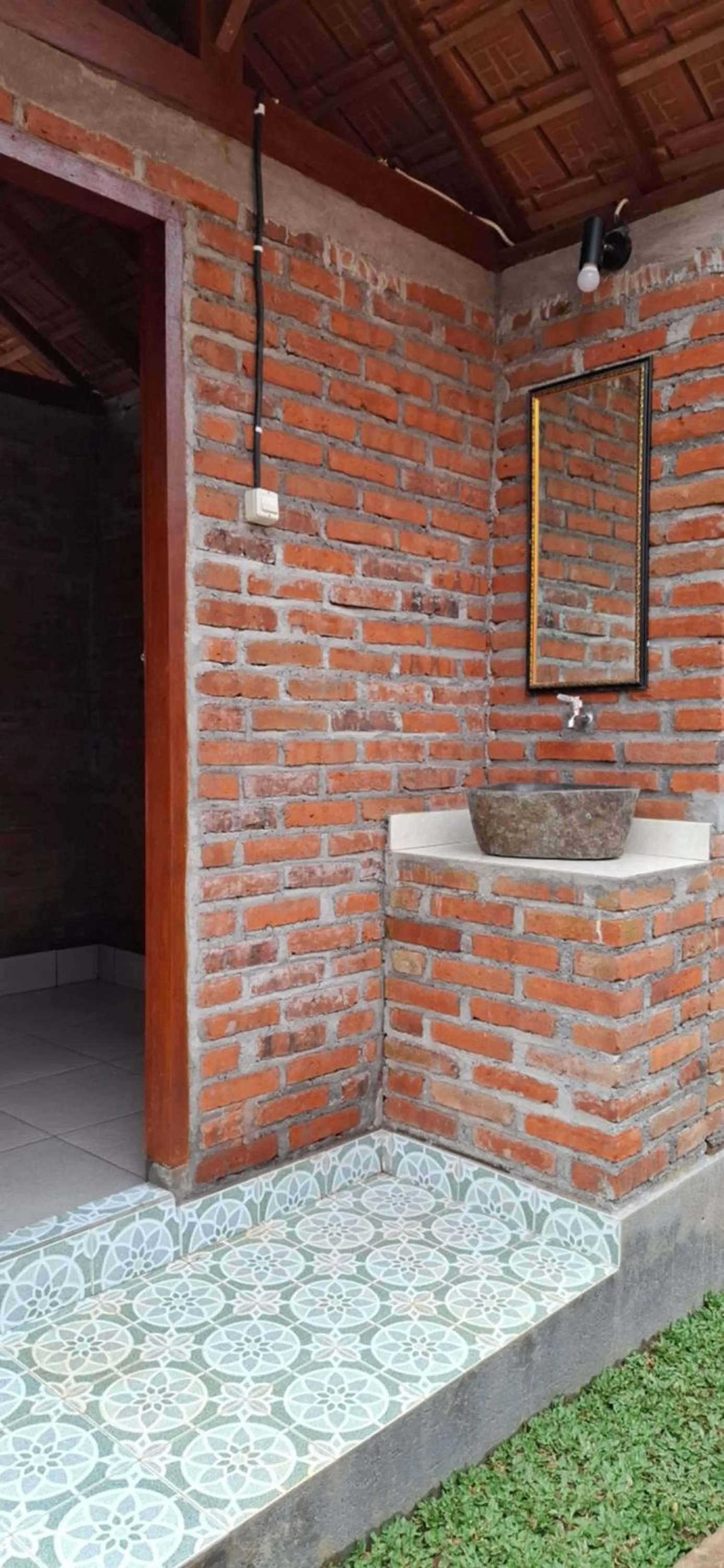 Uma Nirmala Aling-Aling