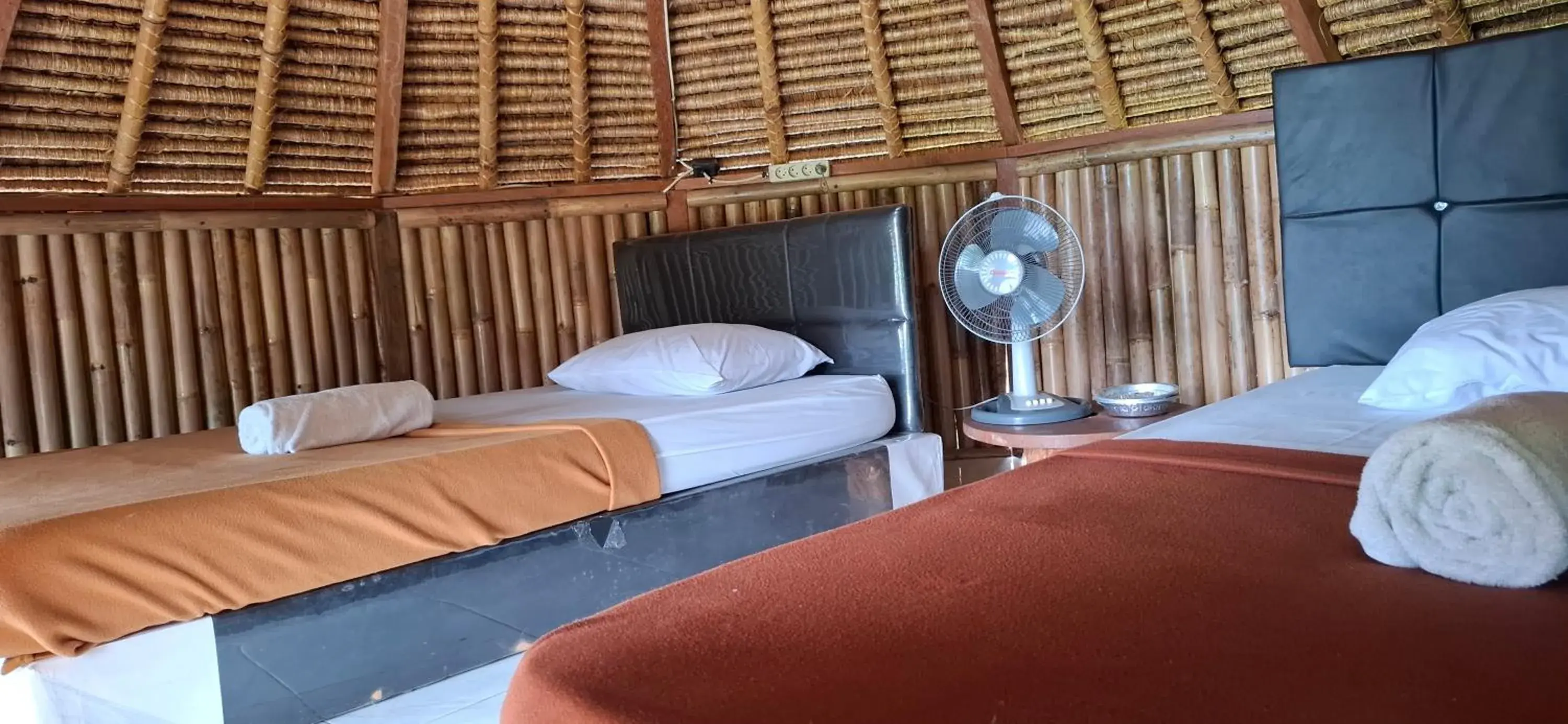 Standard Twin Room with Garden View in Uma Nirmala Aling-Aling Standard Twin Room with Garden View in Uma Nirmala Aling-Aling