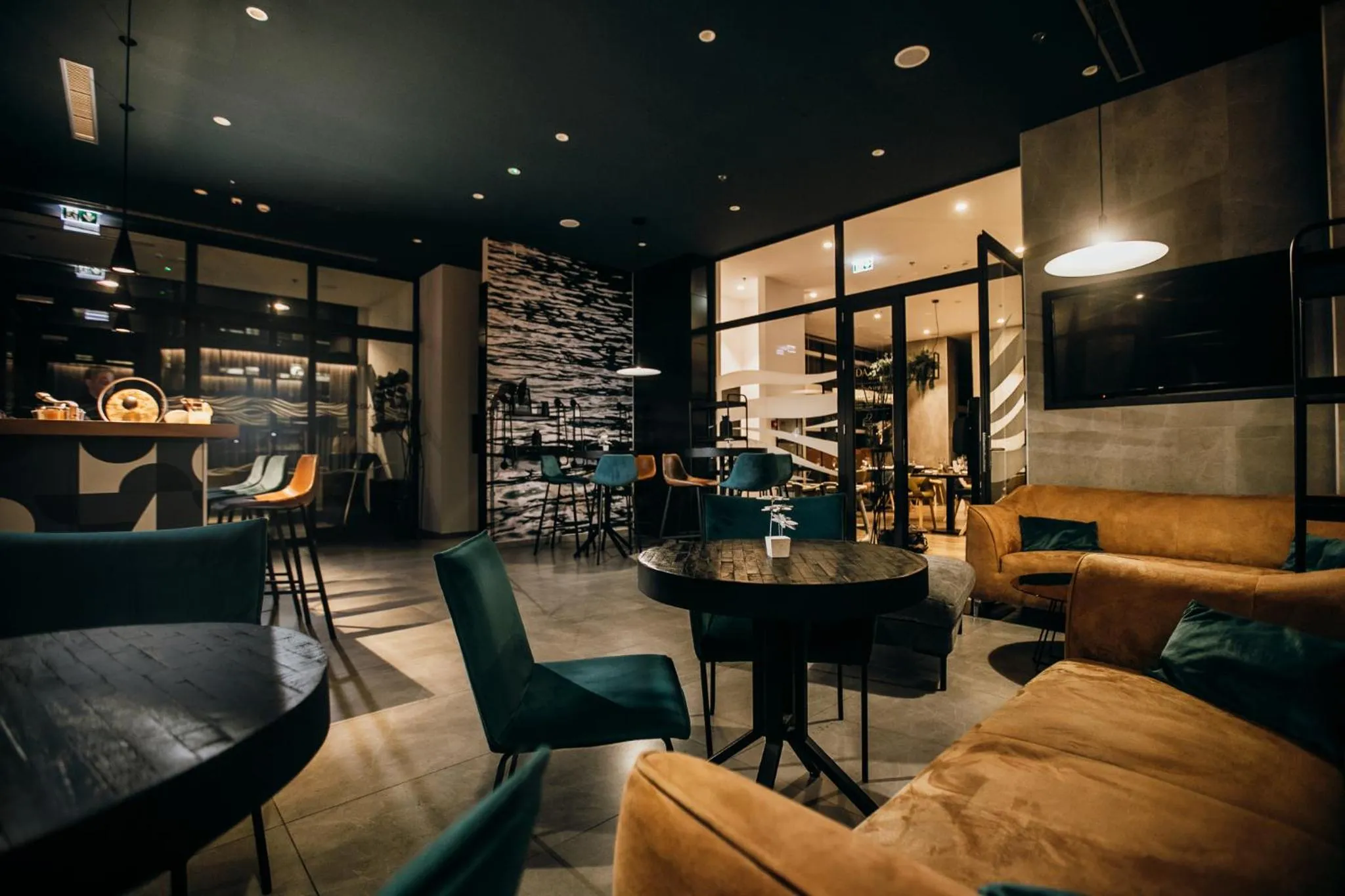 Food and drinks in Marvie Hotel & Health