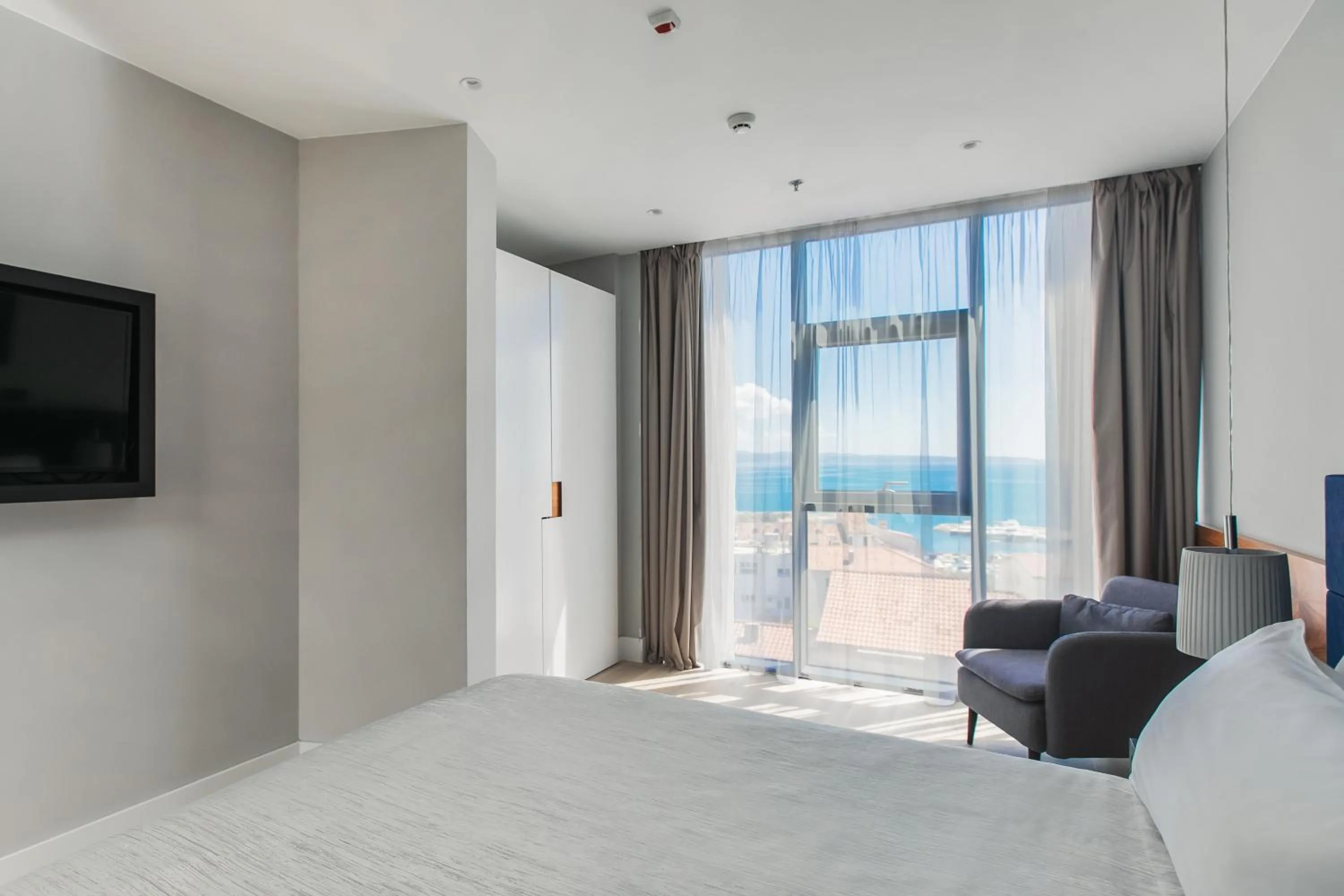 Bed in Marvie Hotel & Health