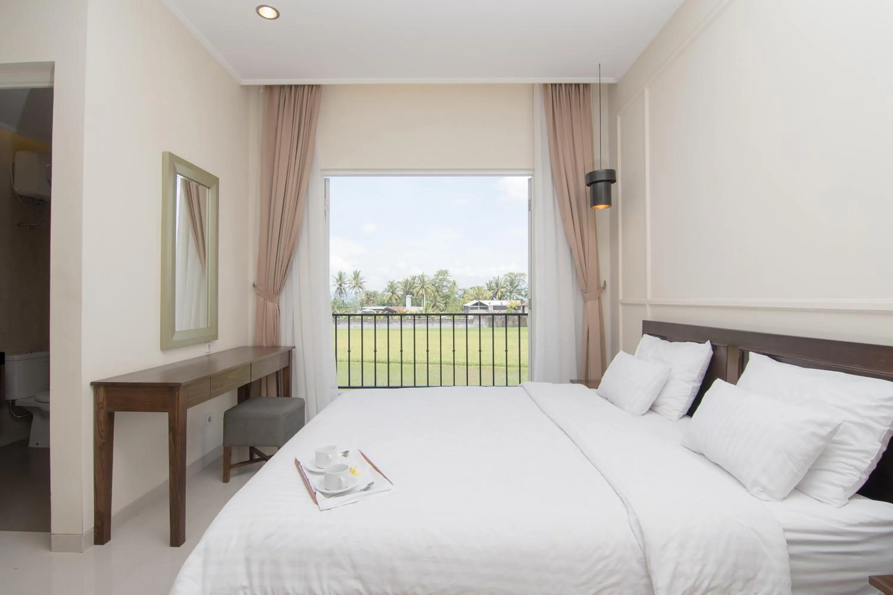 Bed in Sevilla Resort Magelang