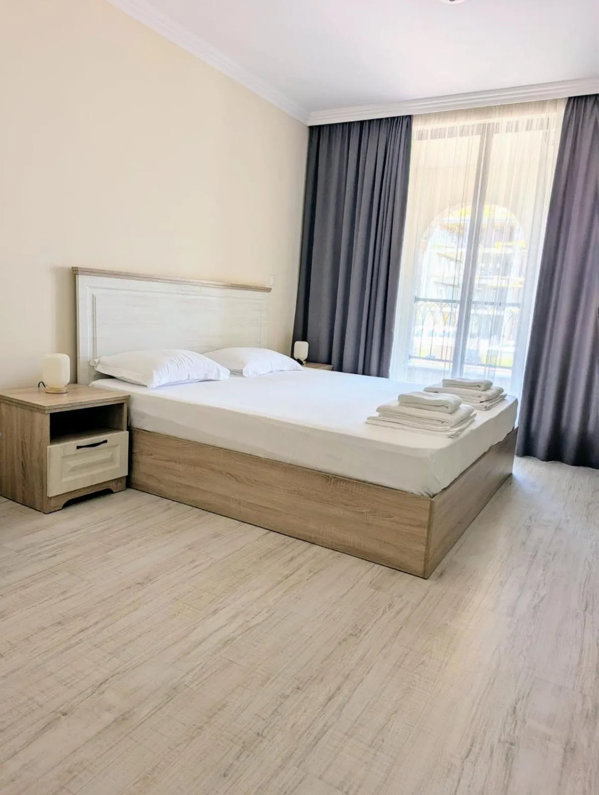 Bed in Burgas Beach Resort Apartments