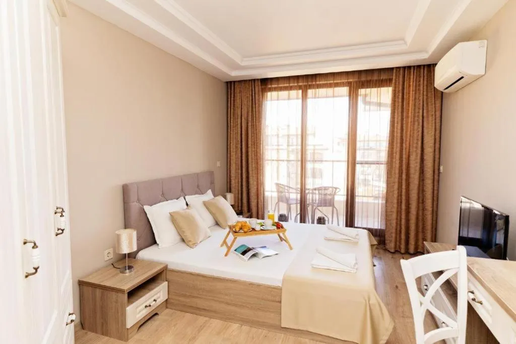 Bed in Burgas Beach Resort Apartments