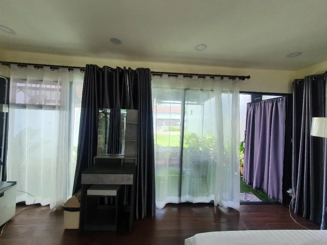 Standard King Room in Kitti Rose Home