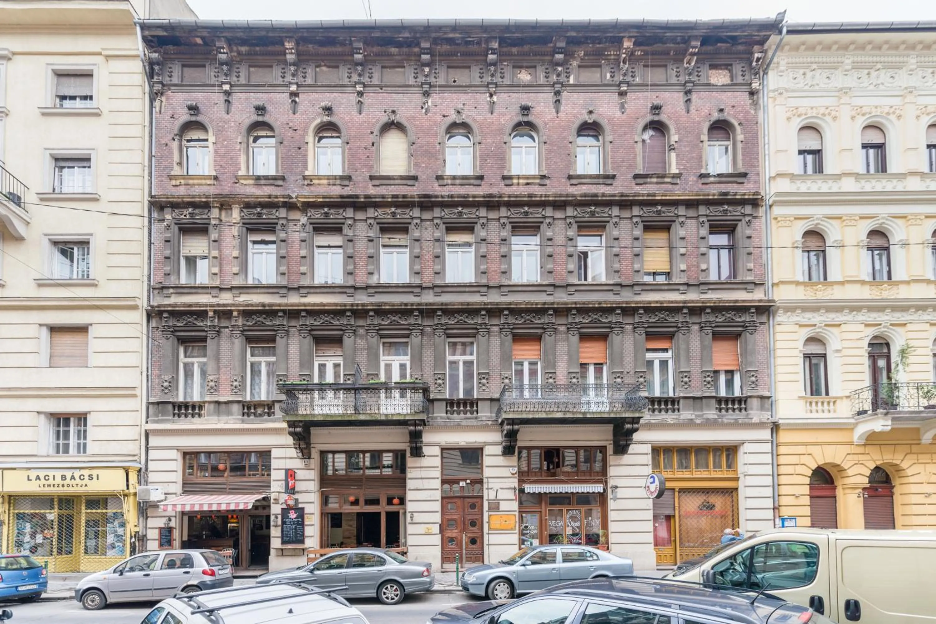 Property building in happy home FOX