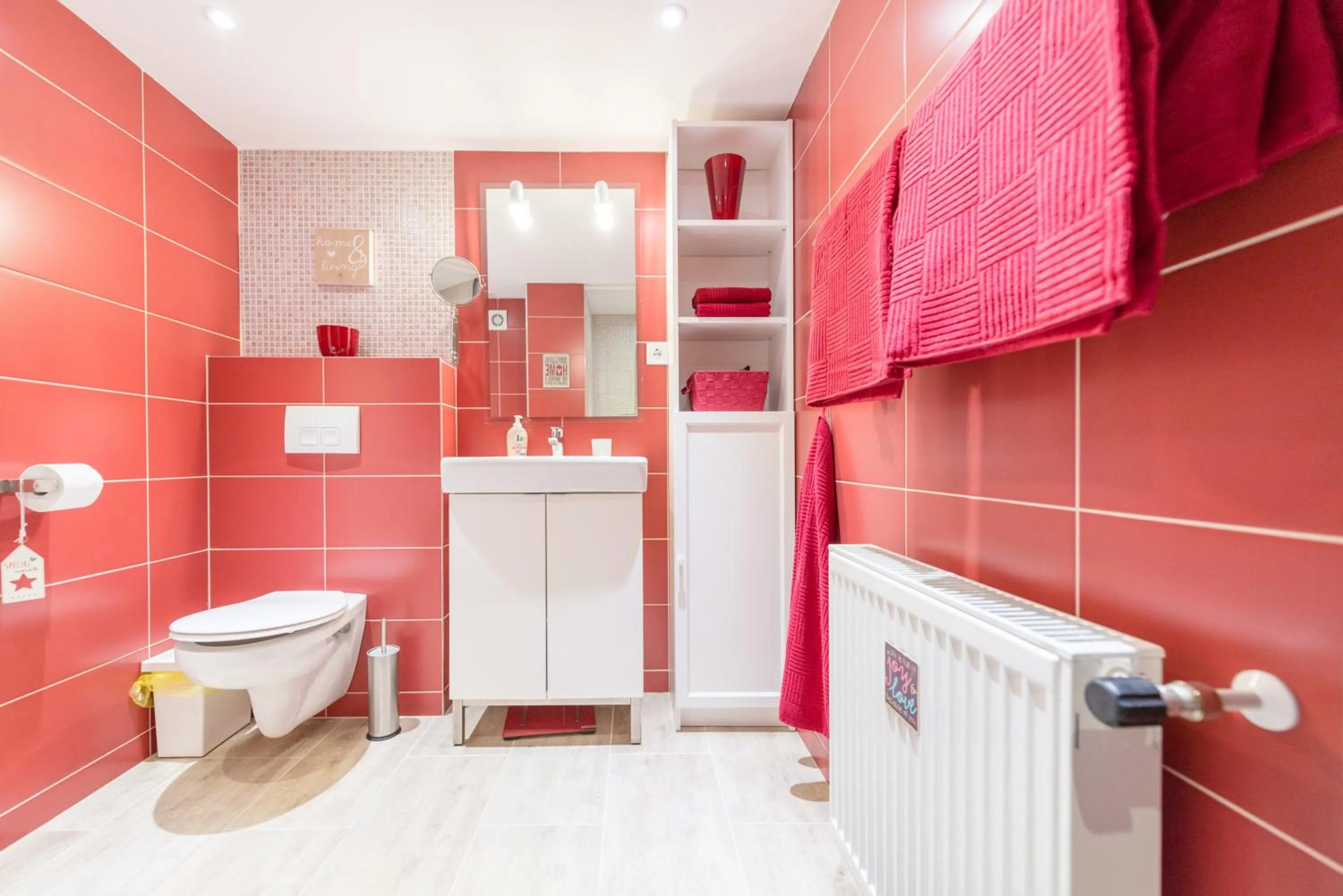 Bathroom in happy home FOX