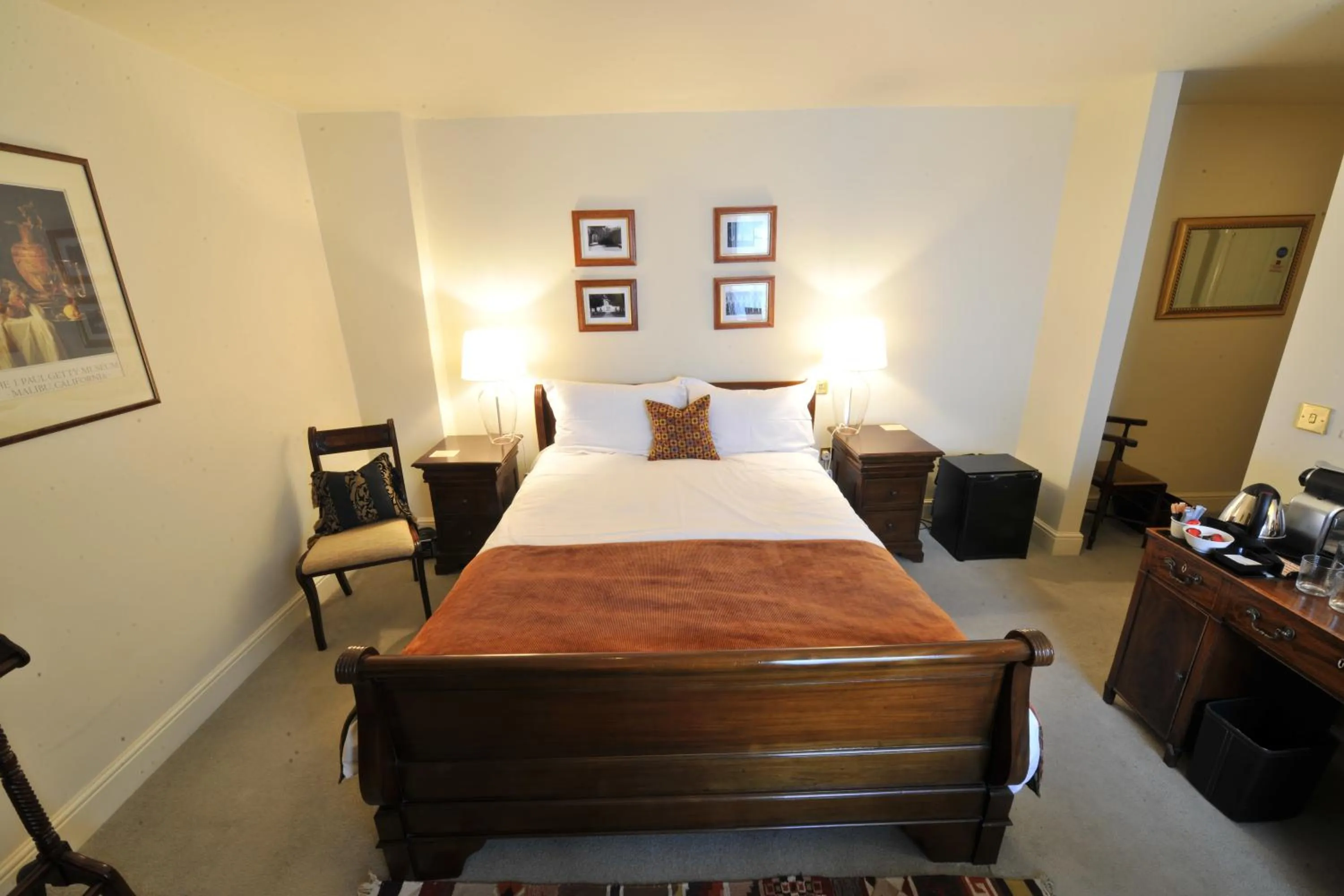 Bedroom, Bed in The Old Vine