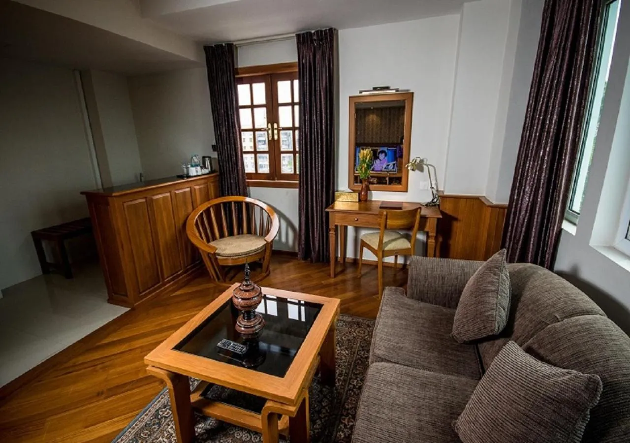 Seating area in Hotel Shwe Yee
