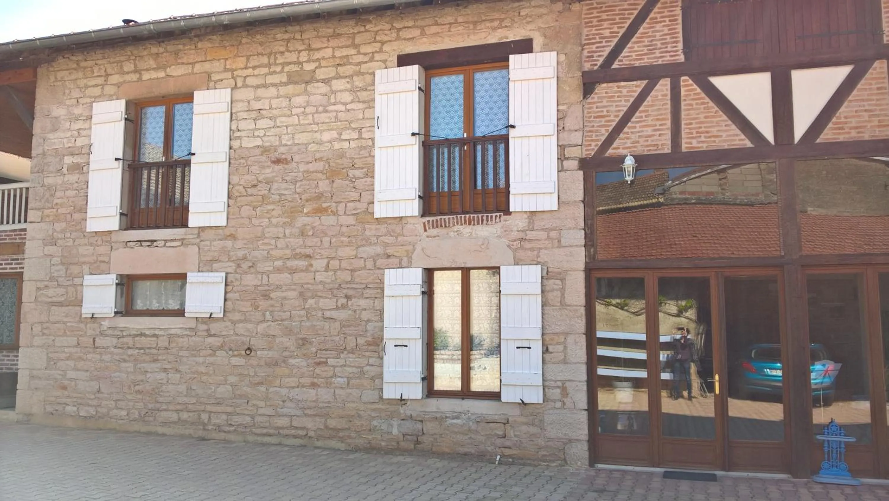 Facade/entrance in La ferme du Grand Faubourg