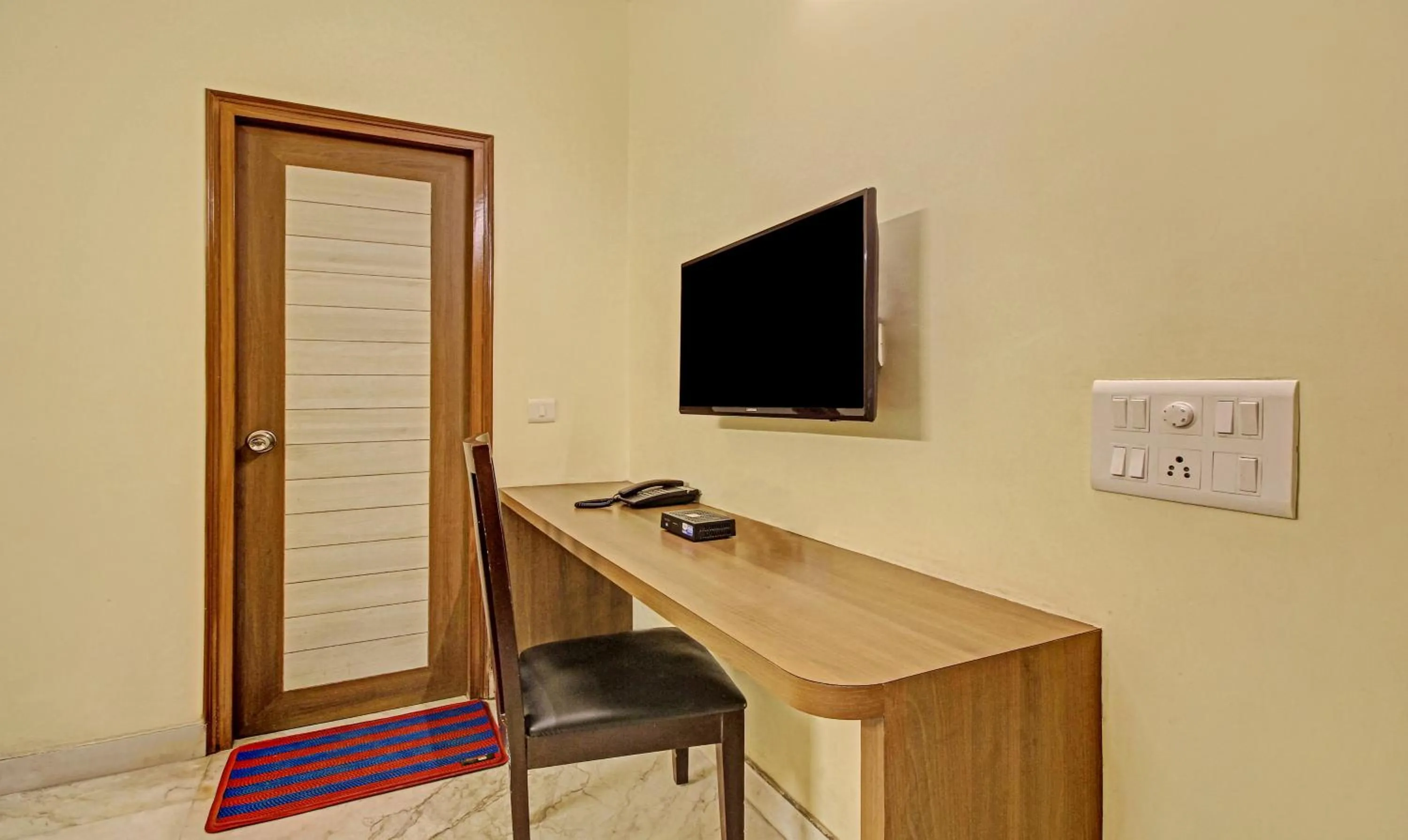Bedroom in Treebo Sreemaa Newtown Near Biswa Bangla Gate