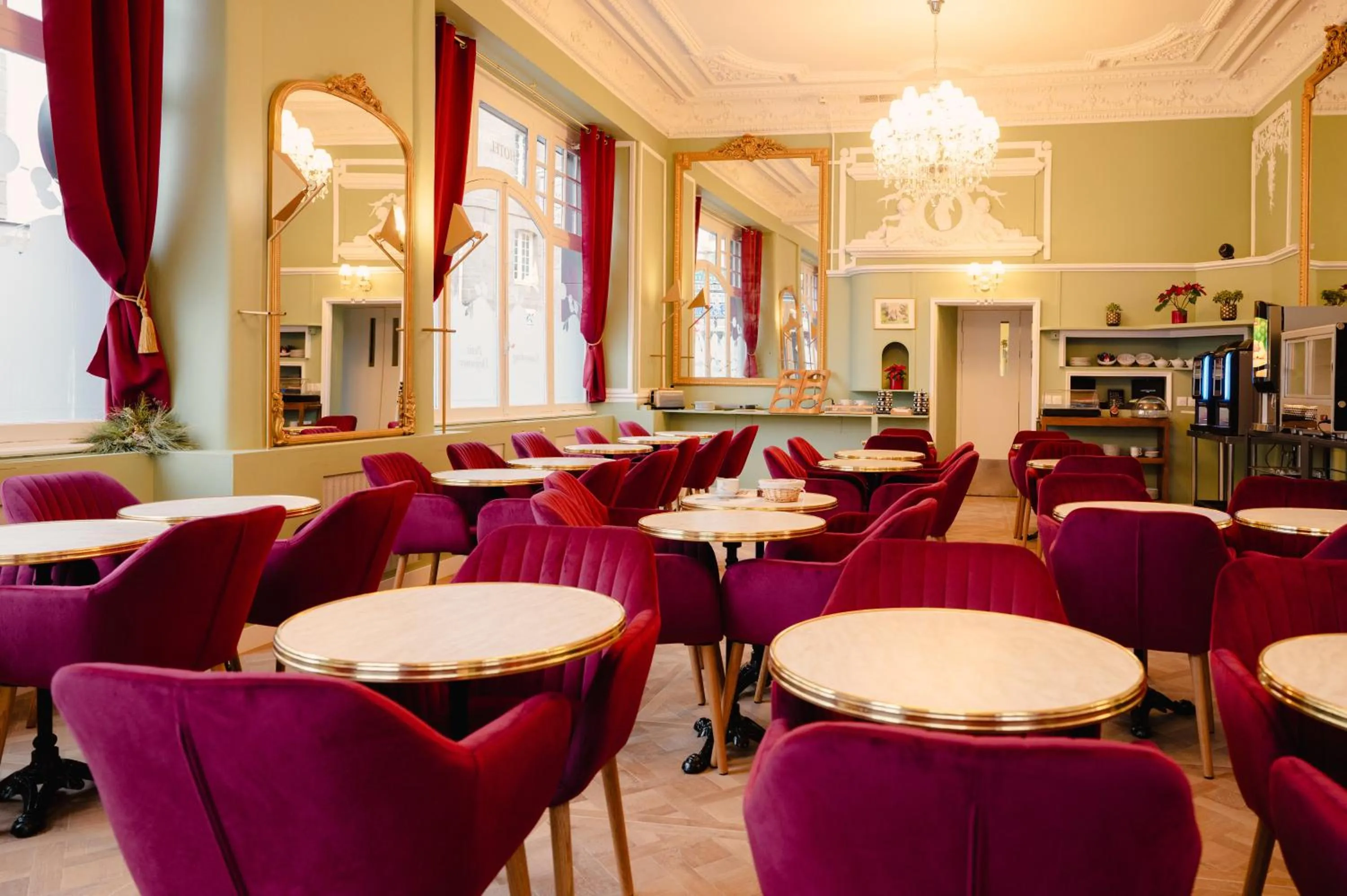 Restaurant/places to eat in Grand Hôtel de l'Europe - Morlaix Centre