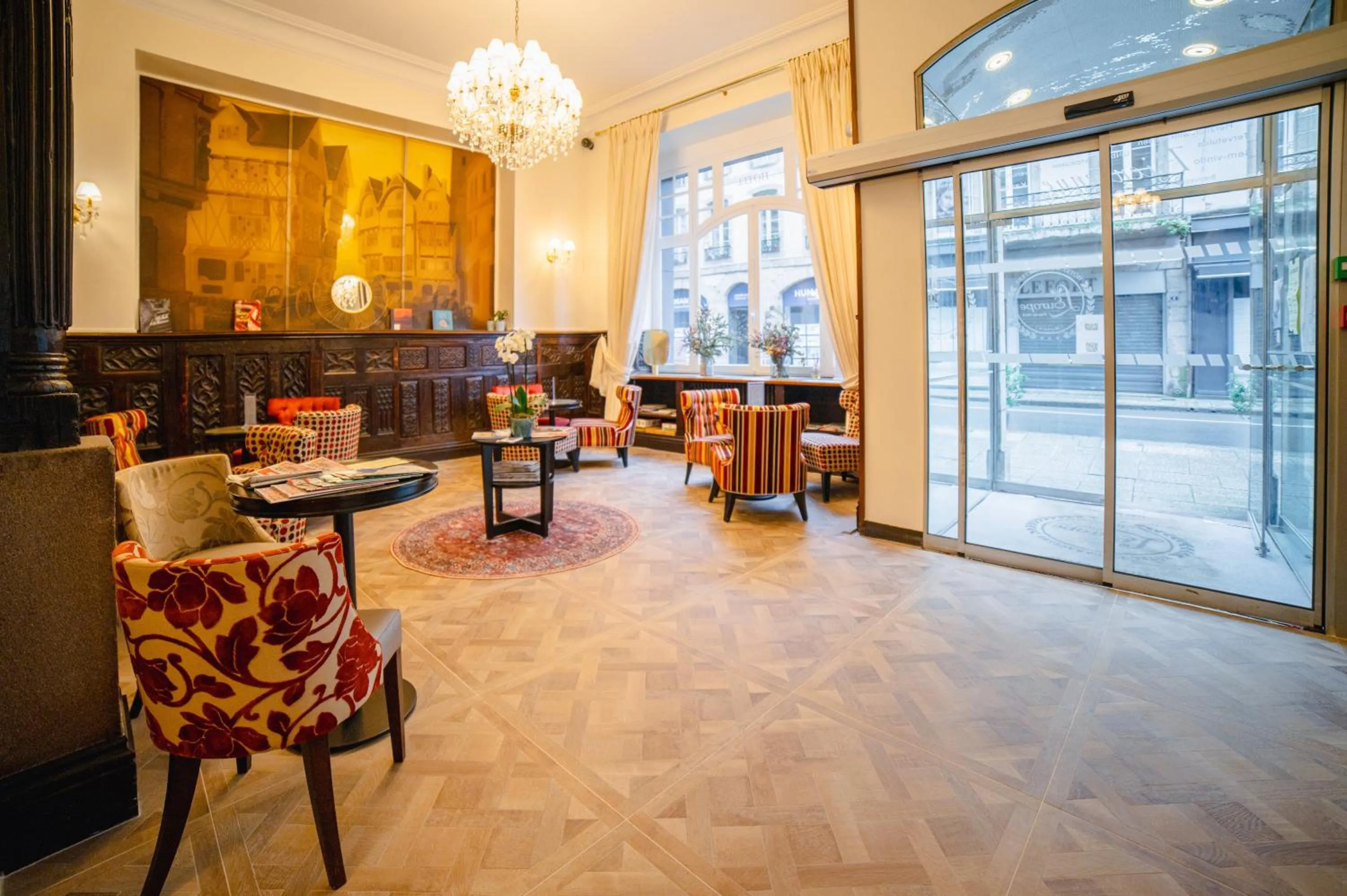 Facade/entrance in Grand Hôtel de l'Europe - Morlaix Centre