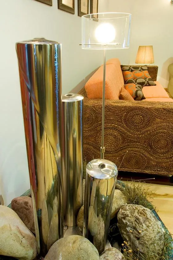 Communal lounge/ TV room in Hotel y apartamentos rurales L'Anceo