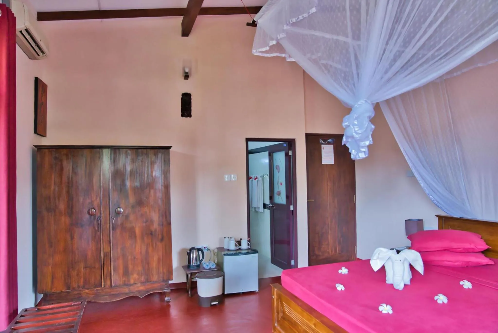 Bedroom in Sri Lancashire Guest House