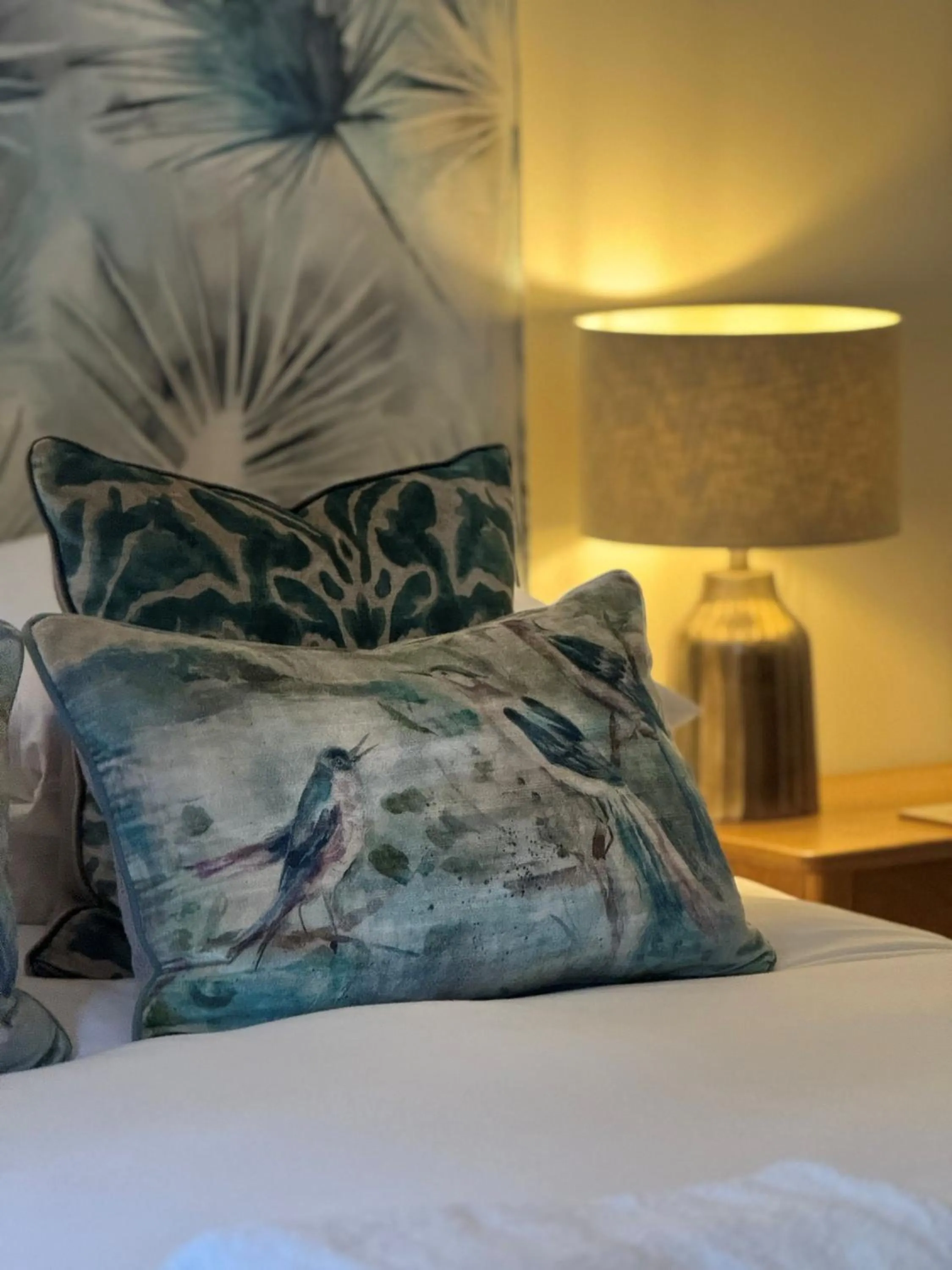 Bed in Scarborough Hill Country Inn