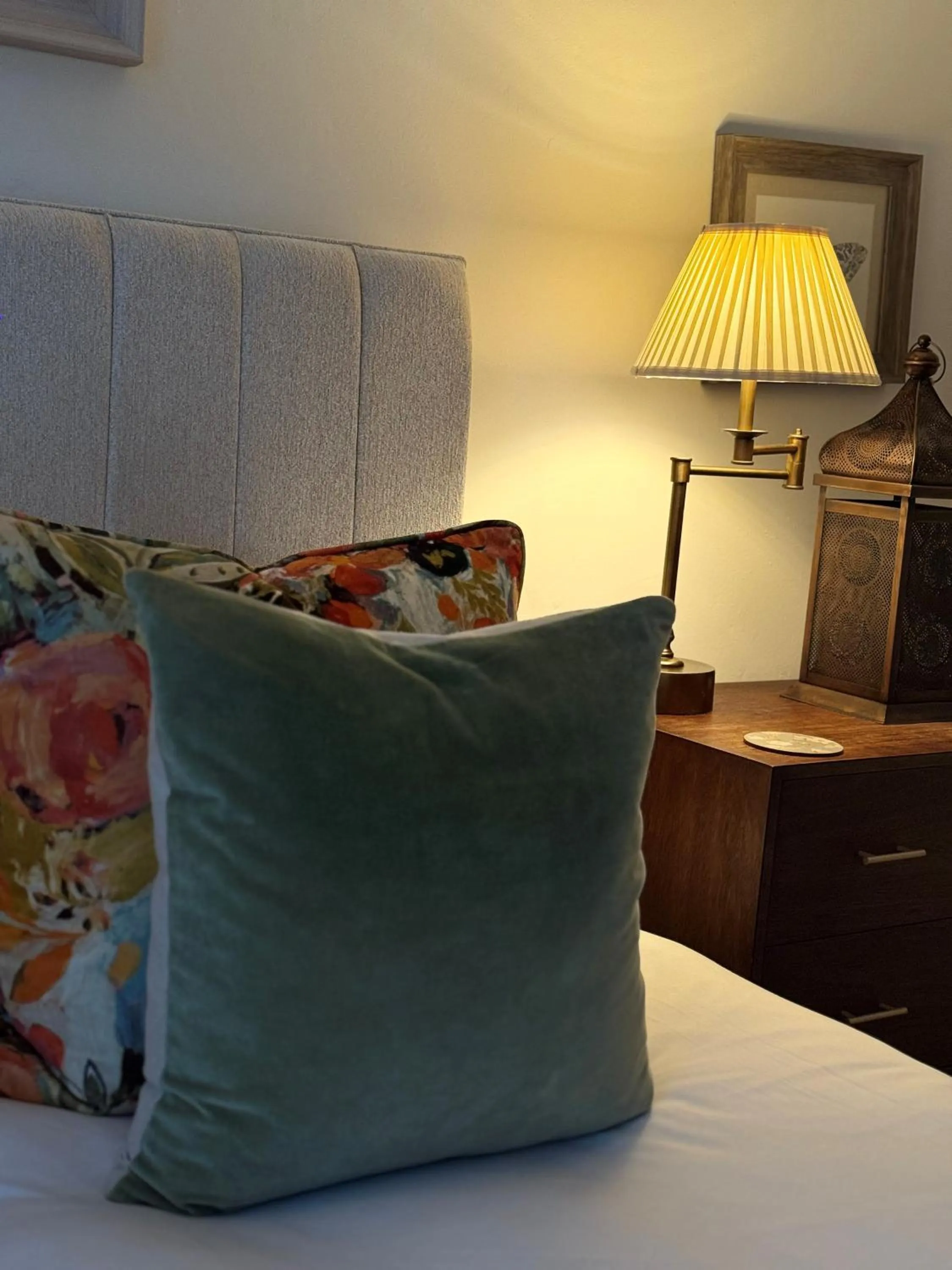 Bed in Scarborough Hill Country Inn