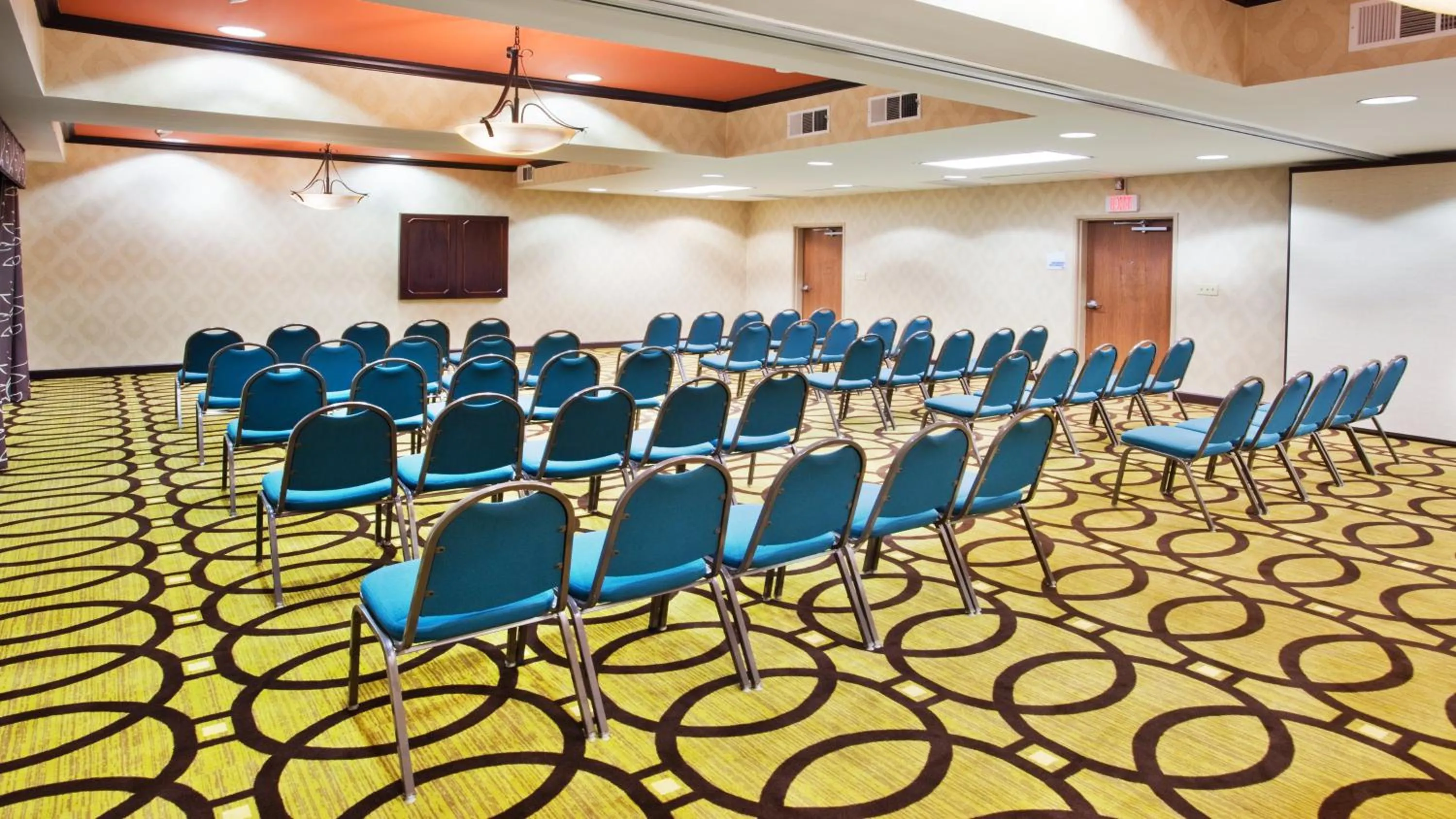 Meeting/conference room in Holiday Inn Express Peachtree Corners-Norcross by IHG