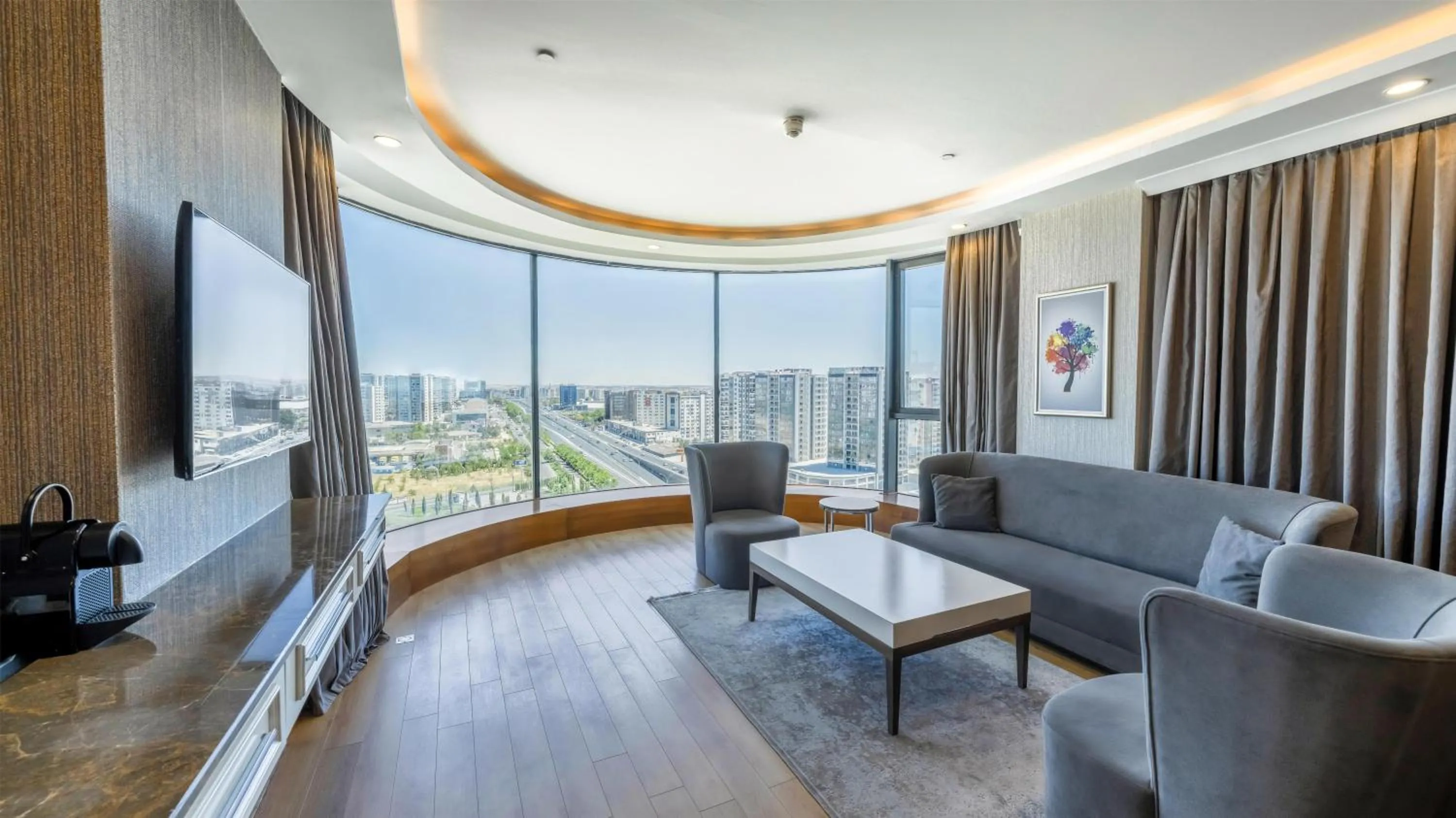 Photo of the whole room in Radisson Blu Hotel, Diyarbakir