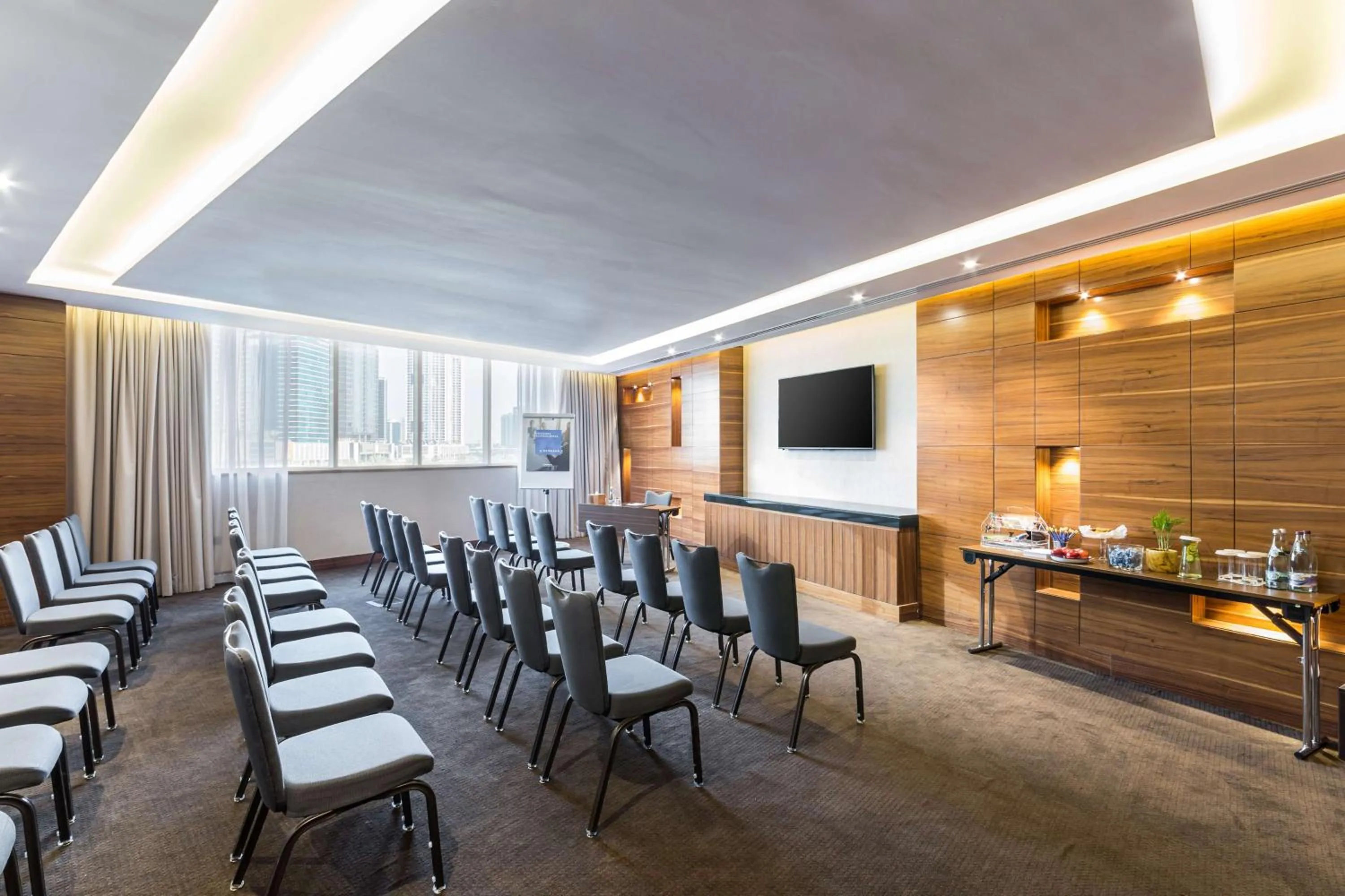 Business facilities in Radisson Blu Hotel, Dubai Waterfront