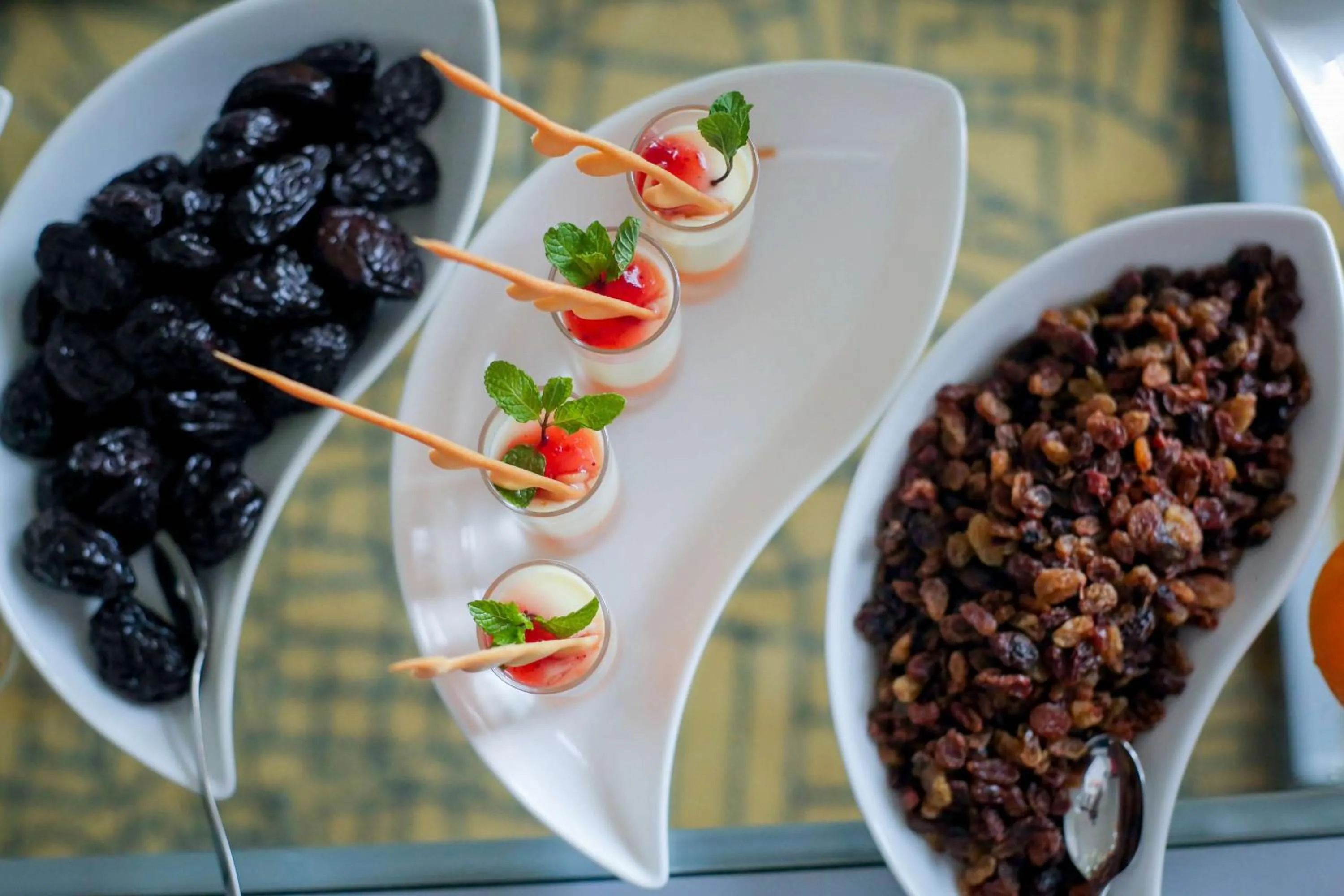 Restaurant/places to eat in Park Inn by Radisson, Kigali