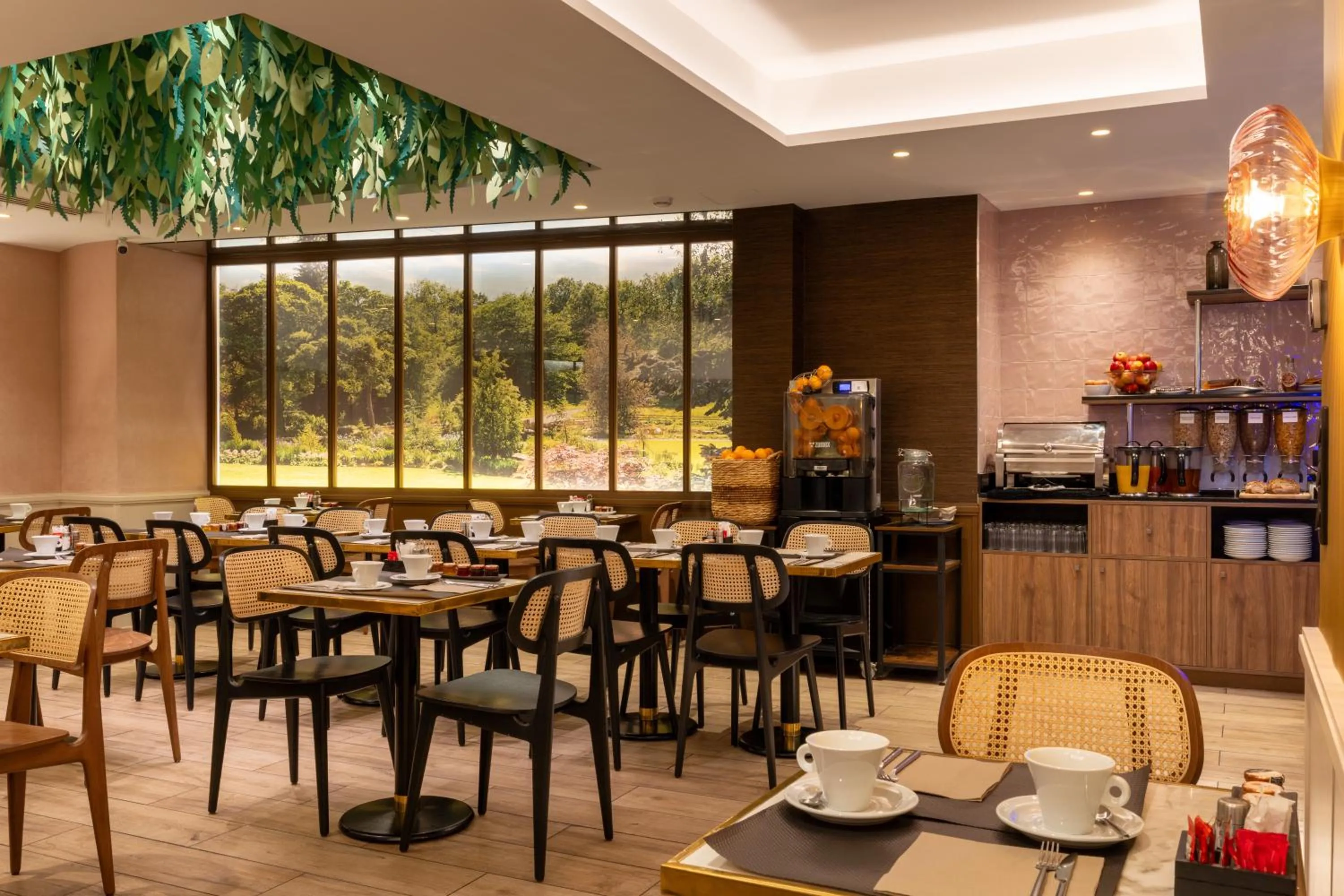 Buffet breakfast in Paris Bastille