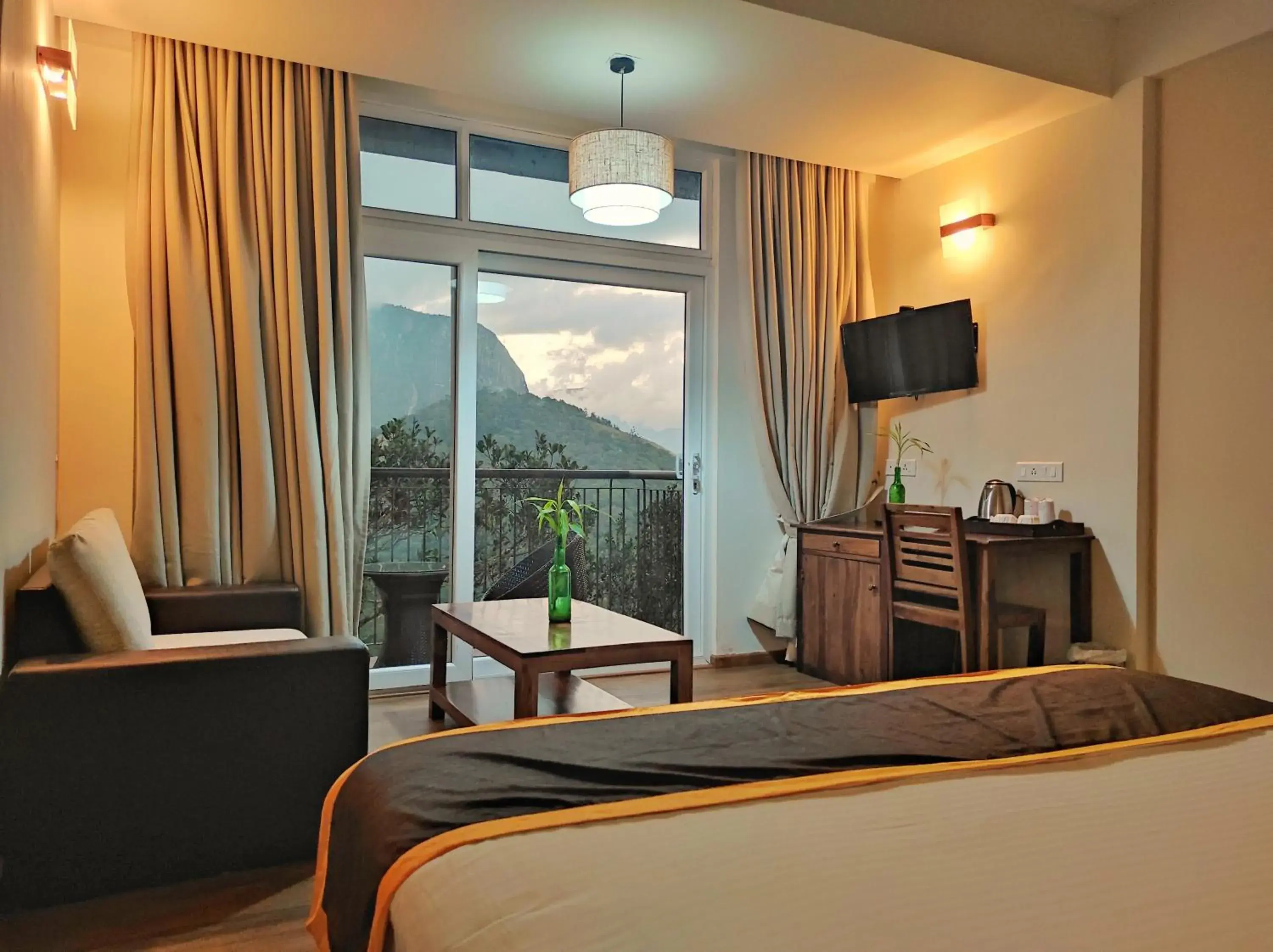 Executive Suite in Shola Crown Resort - Munnar Executive Suite in Shola Crown Resort - Munnar