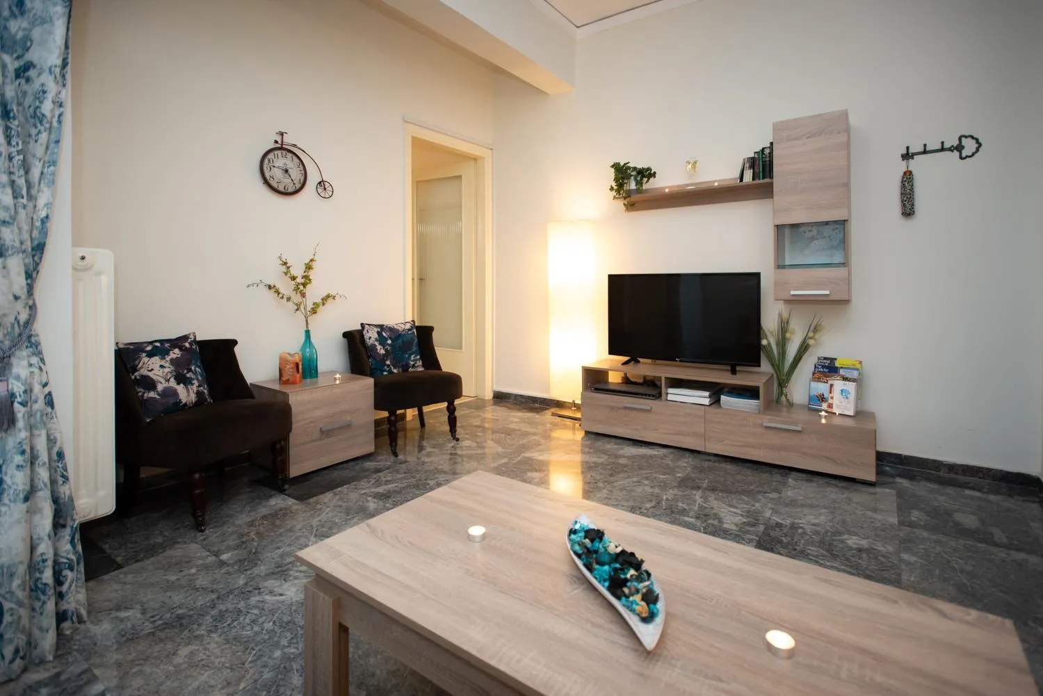 Living room in Blue Ark Athenian Nest