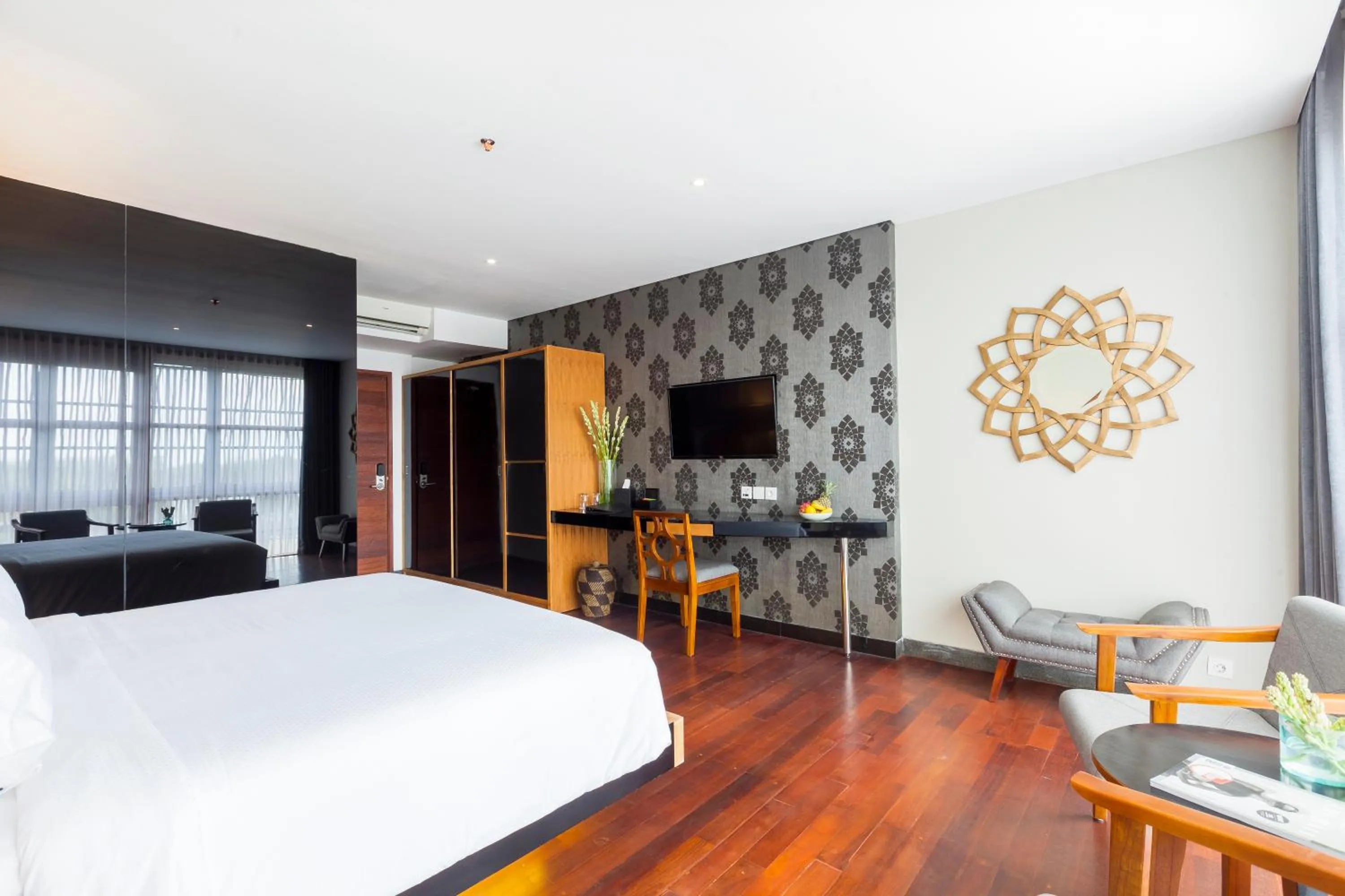 Bedroom, Bed in Imani Suites