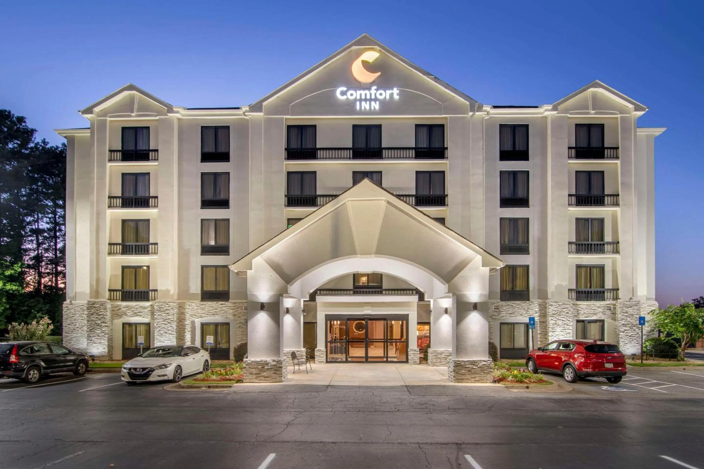Property building in Comfort Inn Kennesaw
