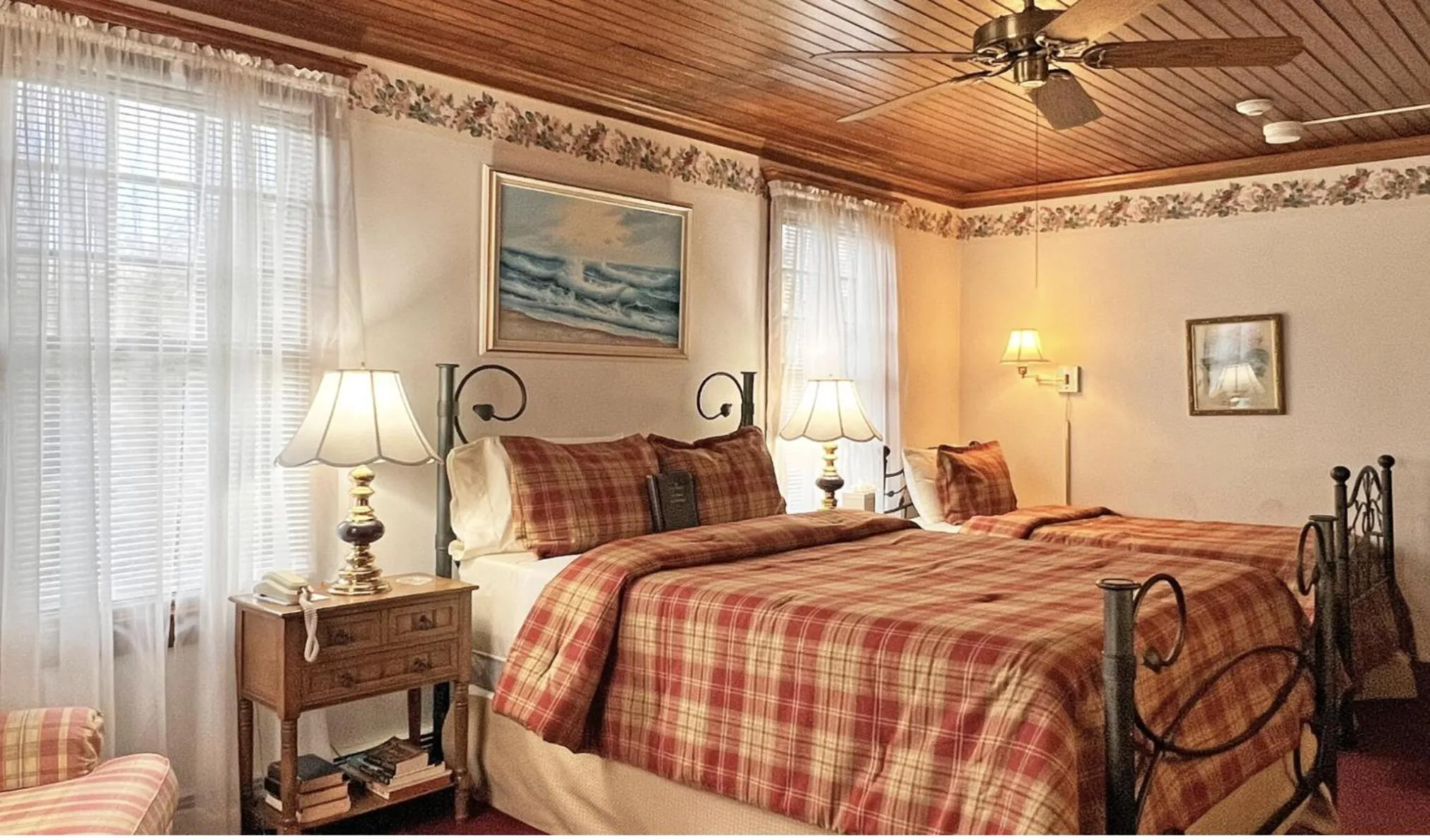 Bed in Palmer House Inn