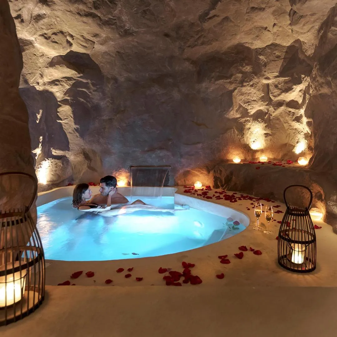 Spa and wellness centre/facilities in North Santorini - A Luxury Spa Hotel