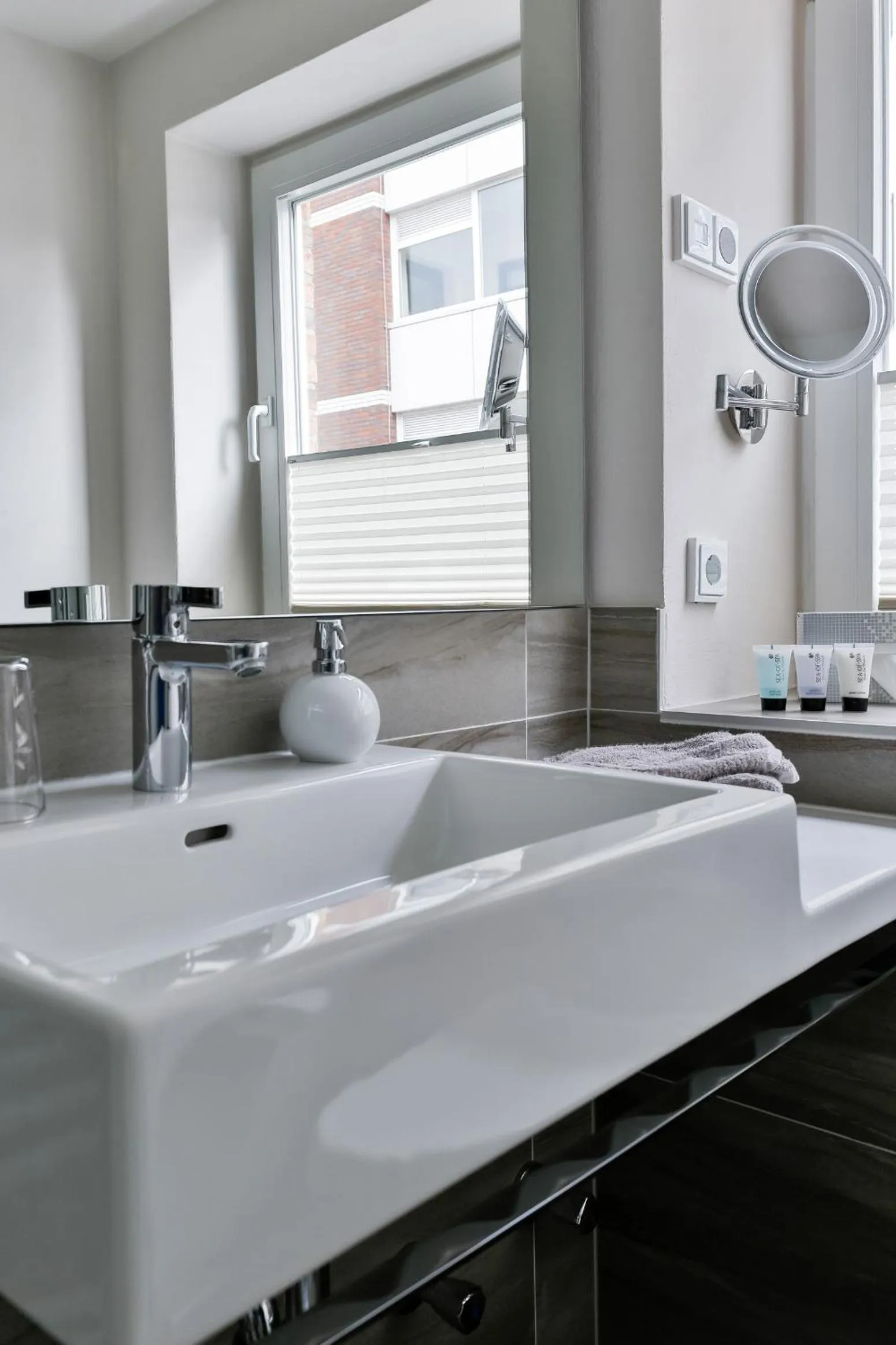 Shower in Hotel Uthland