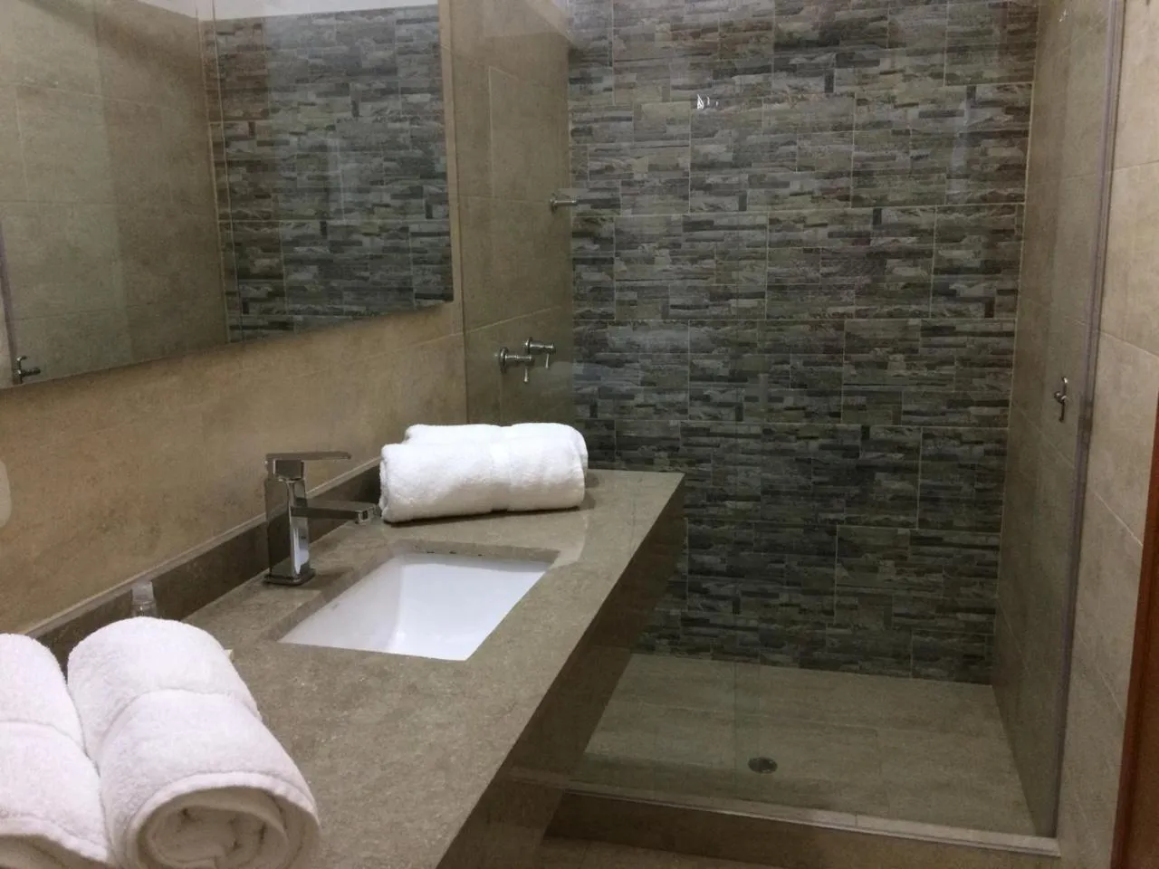 Bathroom in Hotel El Giro