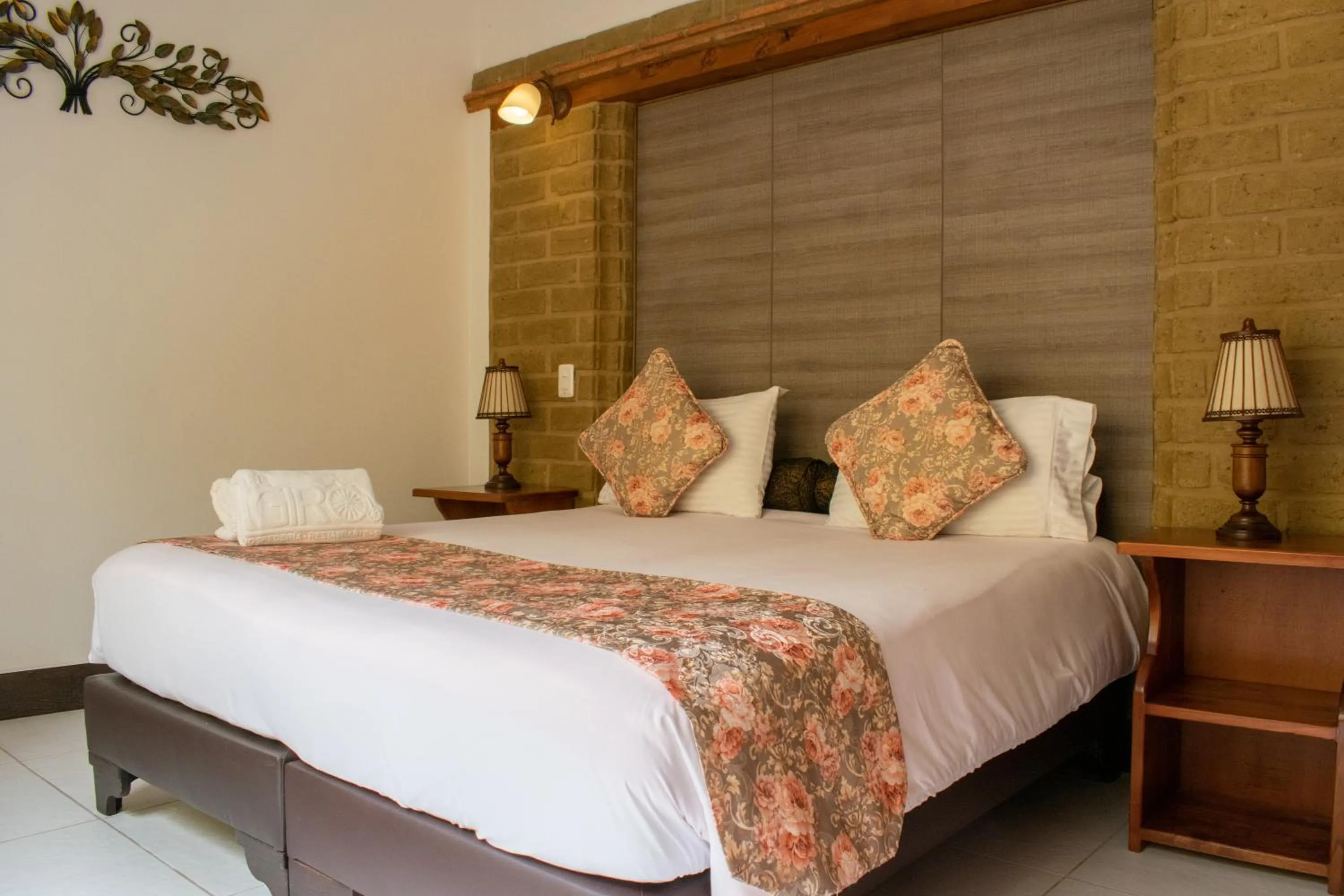 Bed in Hotel El Giro