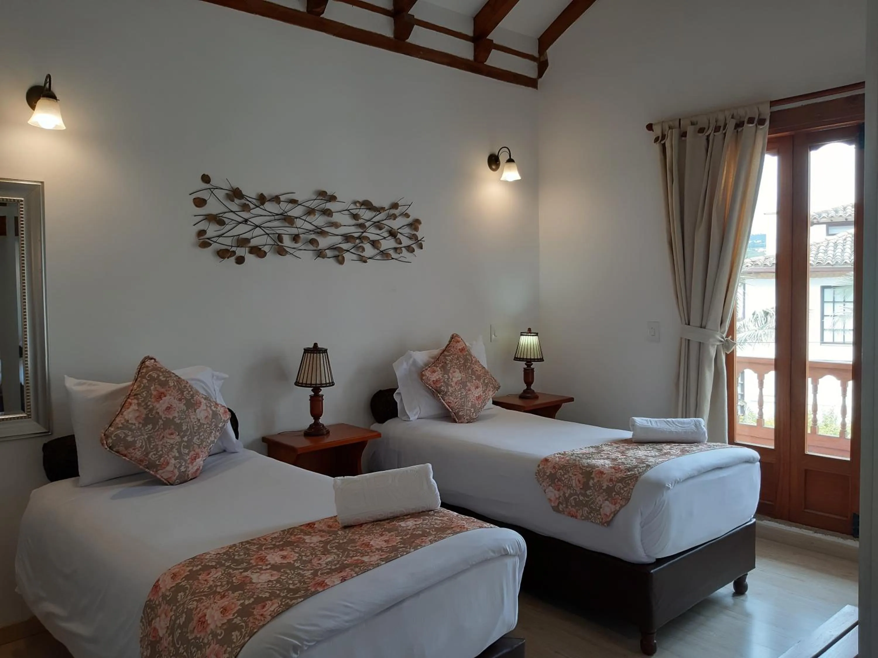 Bed in Hotel El Giro