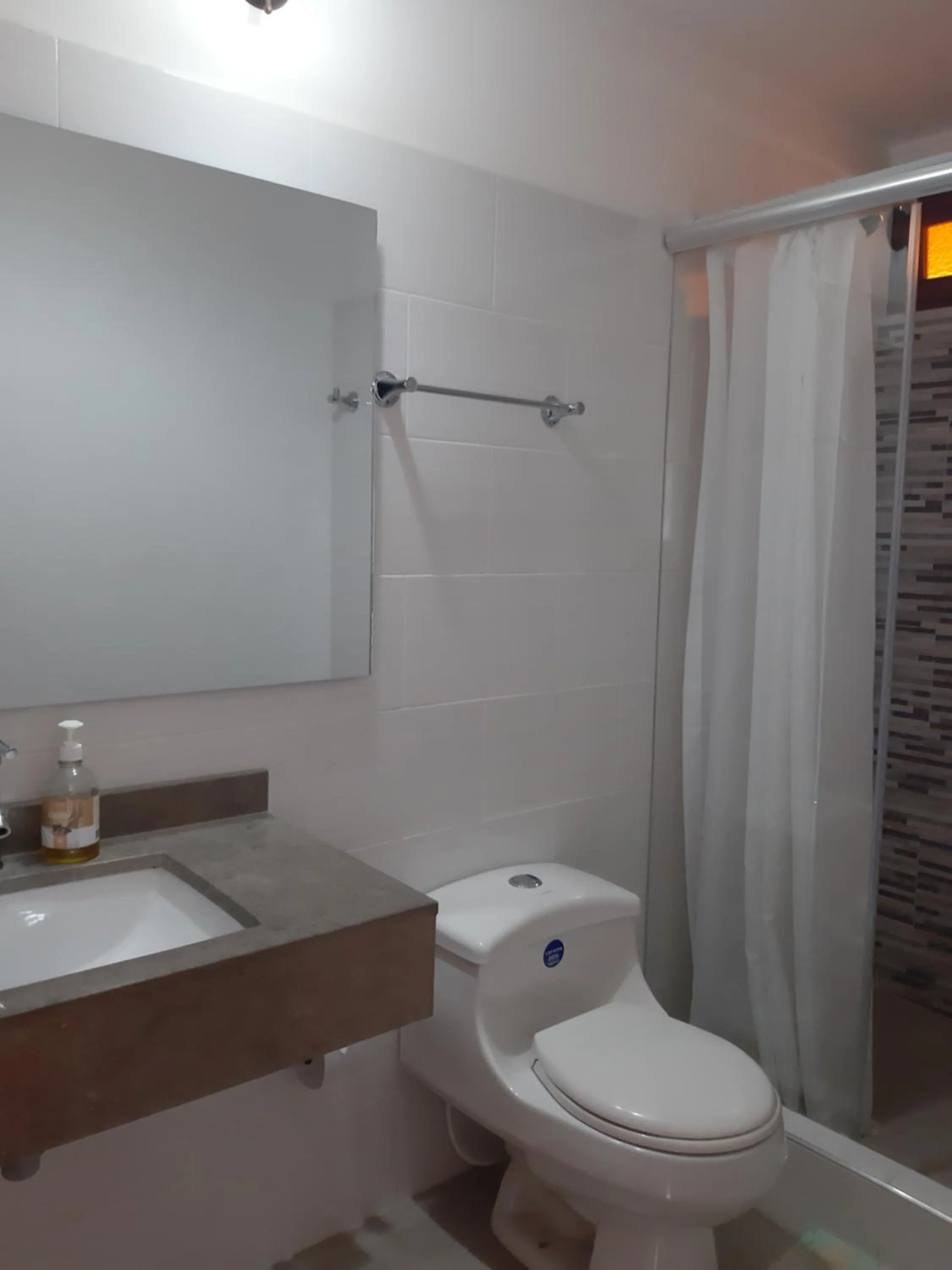 Bathroom in Hotel El Giro